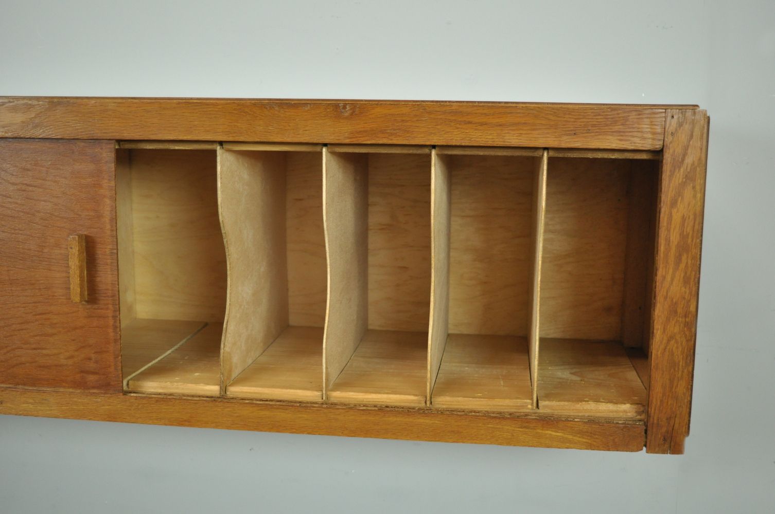 photo for sale Vintage Mid-Century Hangkast met Schuifdeuren, jaren 1960