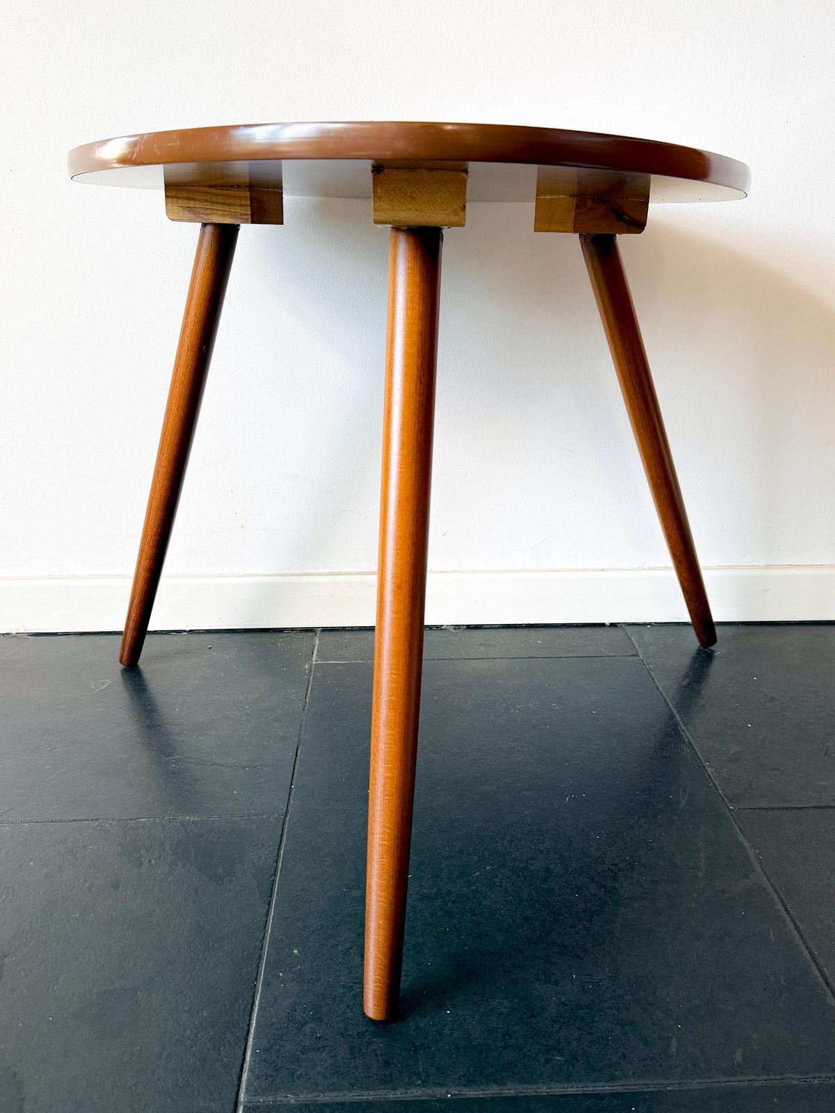 Grote driehoekige Formica salontafel / bijzettafel | Mid-Century Modern, jaren 1960 photo 219.0