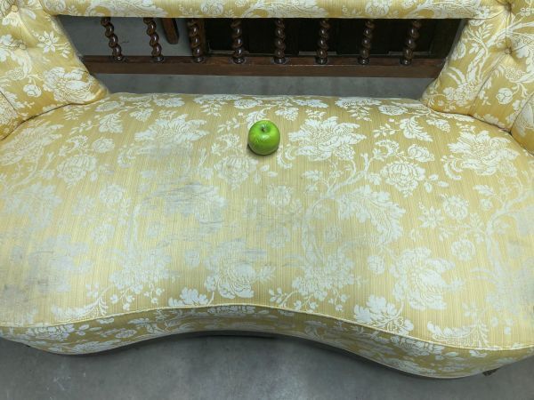 A Fine Quality Antique Country House Parlour Sofa photo 595.0