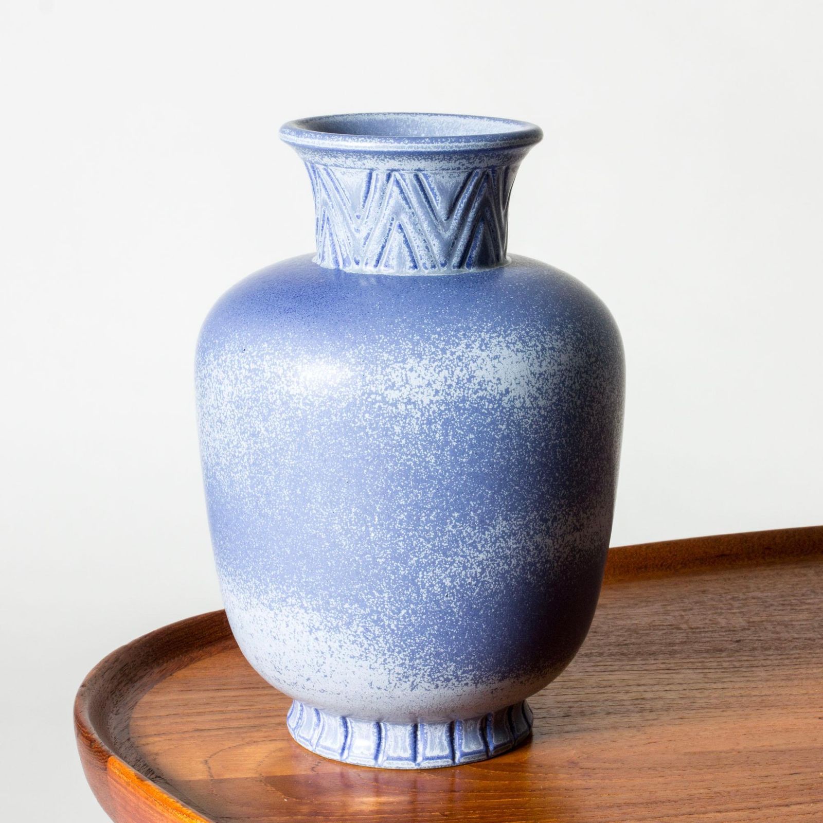 Midcentury steengoed vaas van Gunnar Nylund, Rörstrand Ateljé, Zweden, jaren 1940 photo furniture