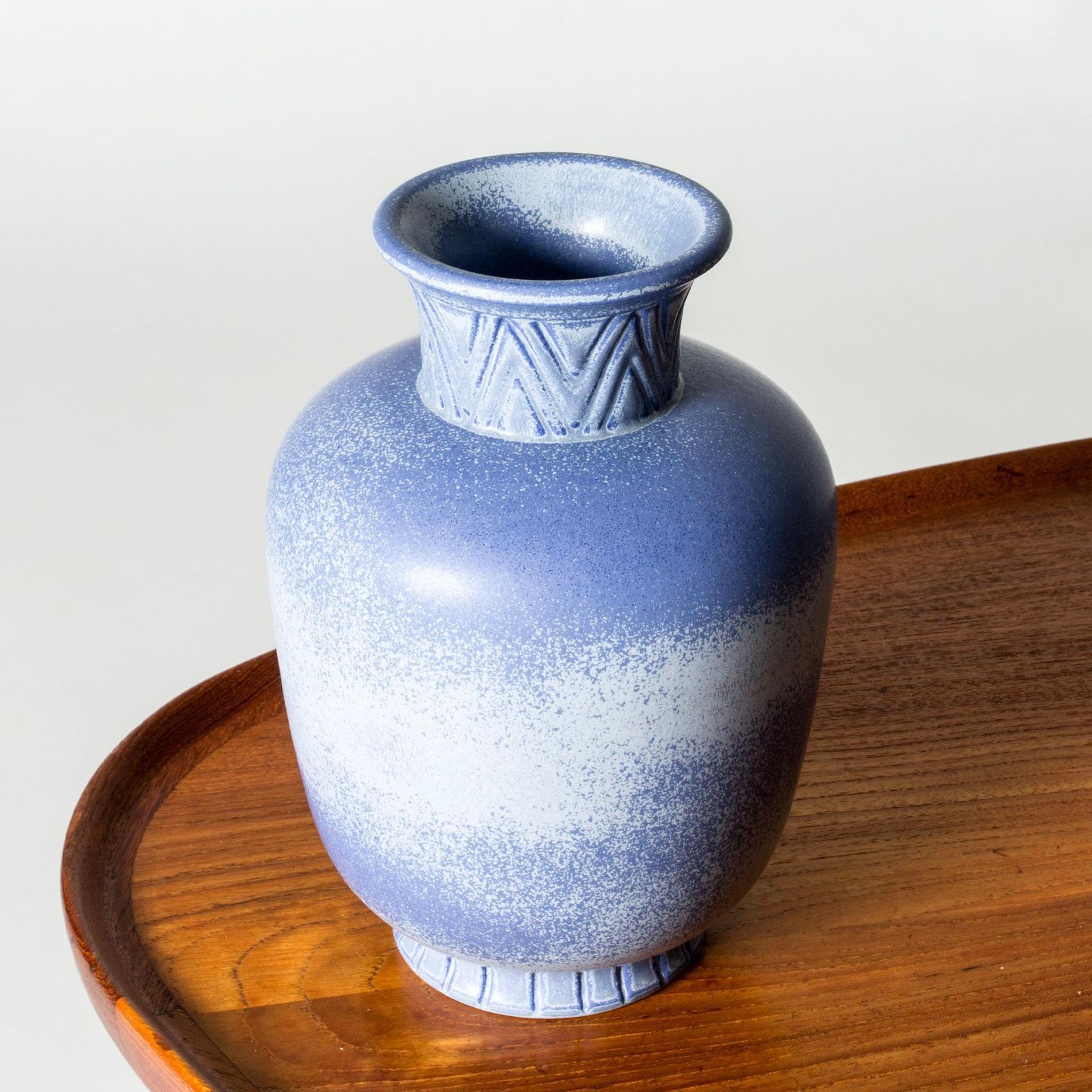 Midcentury steengoed vaas van Gunnar Nylund, Rörstrand Ateljé, Zweden, jaren 1940 photo Woonaccessoires