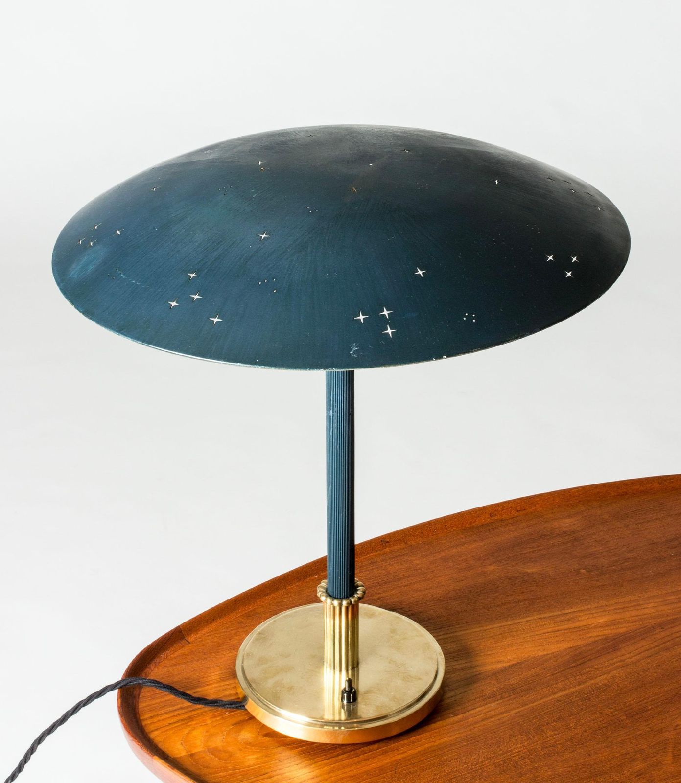 Zweedse moderne tafellamp van Harald Notini, Böhlmarks, Zweden, jaren 1940 photo 11128.0