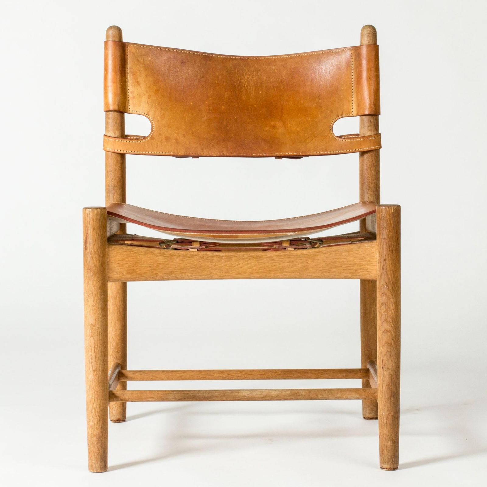Set Of Eight Oak And Leather Dining Chairs By Børge Mogensen, Denmark, 1960s photo vinterior