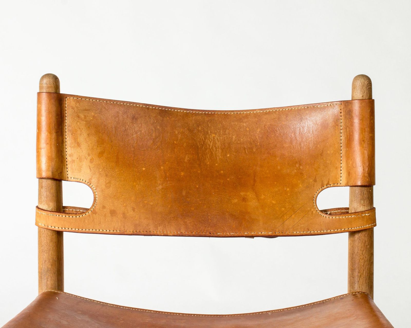 photo furniture Set Of Eight Oak And Leather Dining Chairs By Børge Mogensen, Denmark, 1960s