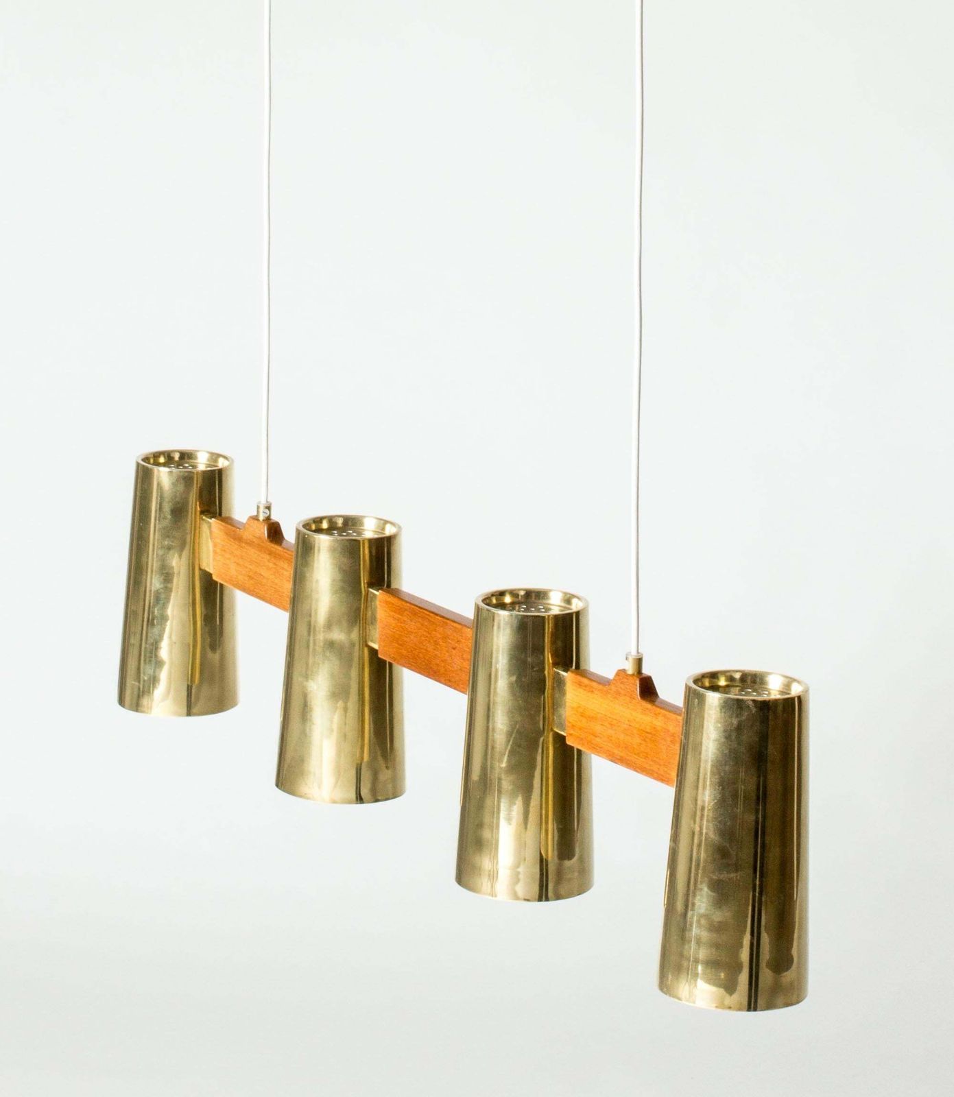 Suspension mid-century modern en teck et laiton, par Hans Bergström, Suède, années 1950 photo vinterior
