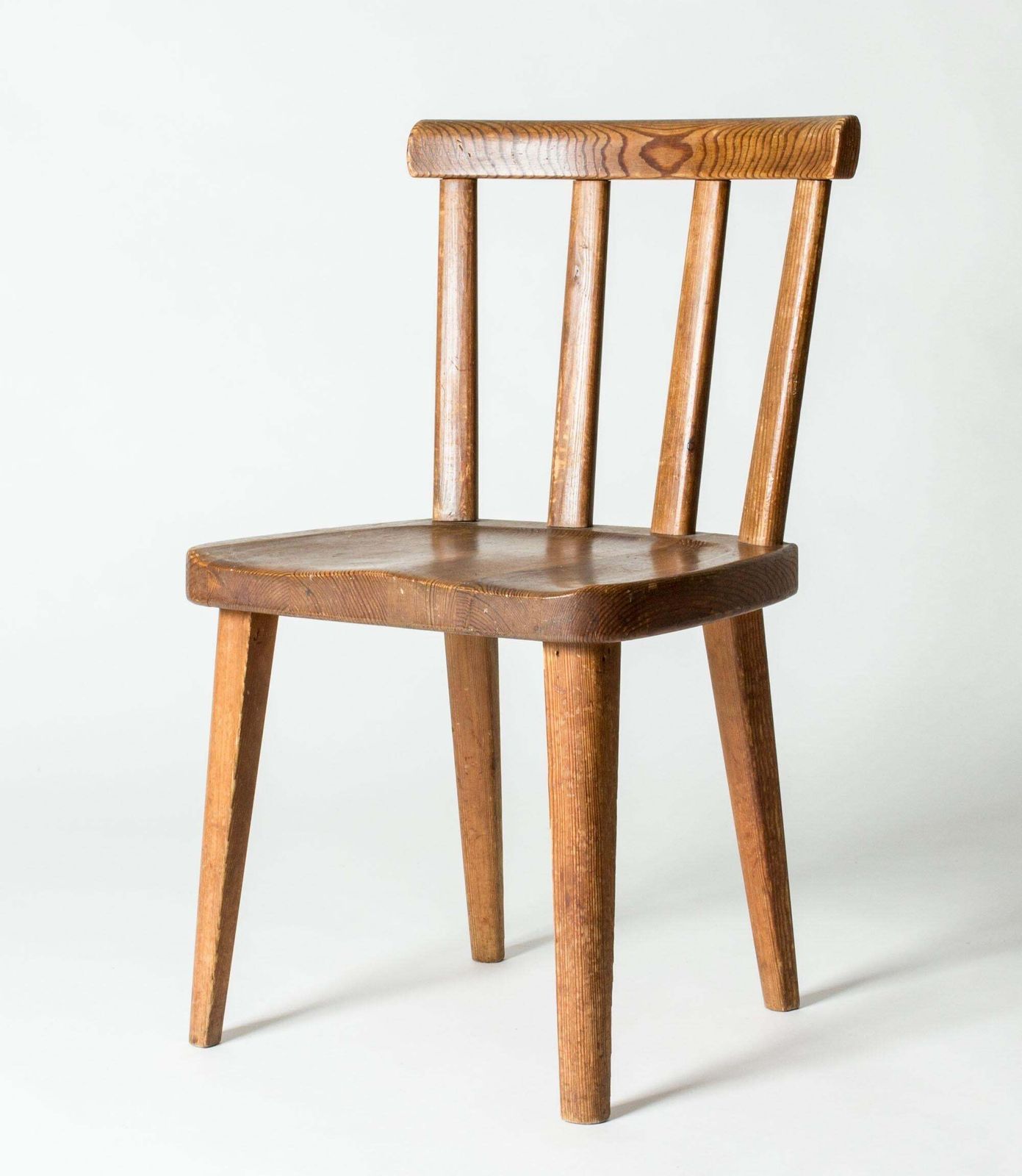 Chaise « Utö » en pin par Axel Einar Hjorth pour Nordiska Kompaniet, années 1930 photo furniture