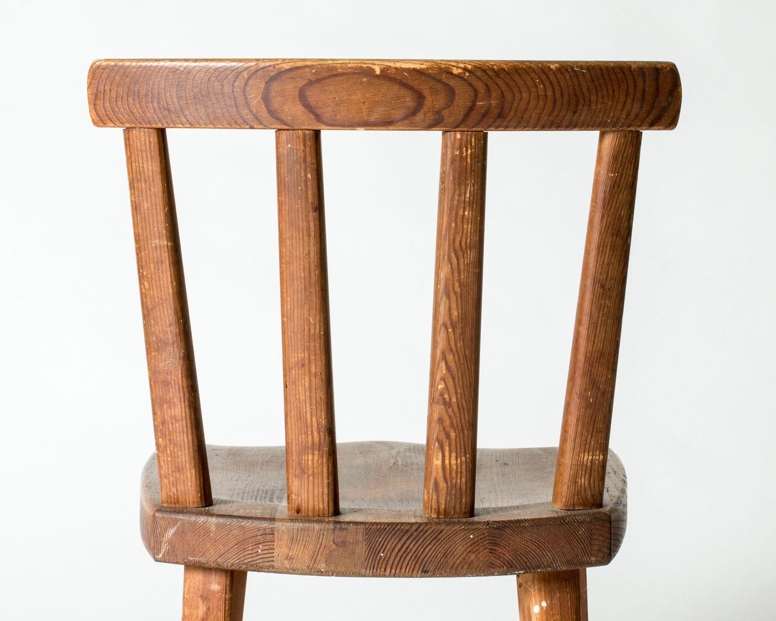 photo furniture Swedish "Utö" Pine Chair By Axel Einar Hjorth, Nordiska Kompaniet, 1930s