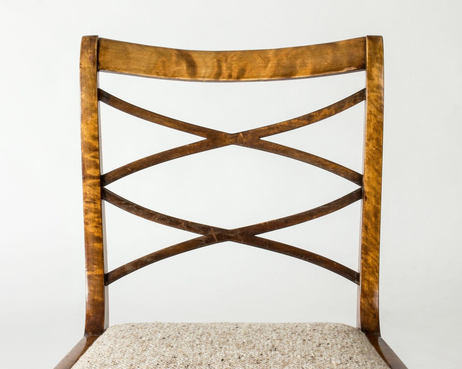 photo furniture Swedish Grace stoelen zonder armleuningen van Carl Malmsten, Smf Bodafors, jaren 1920