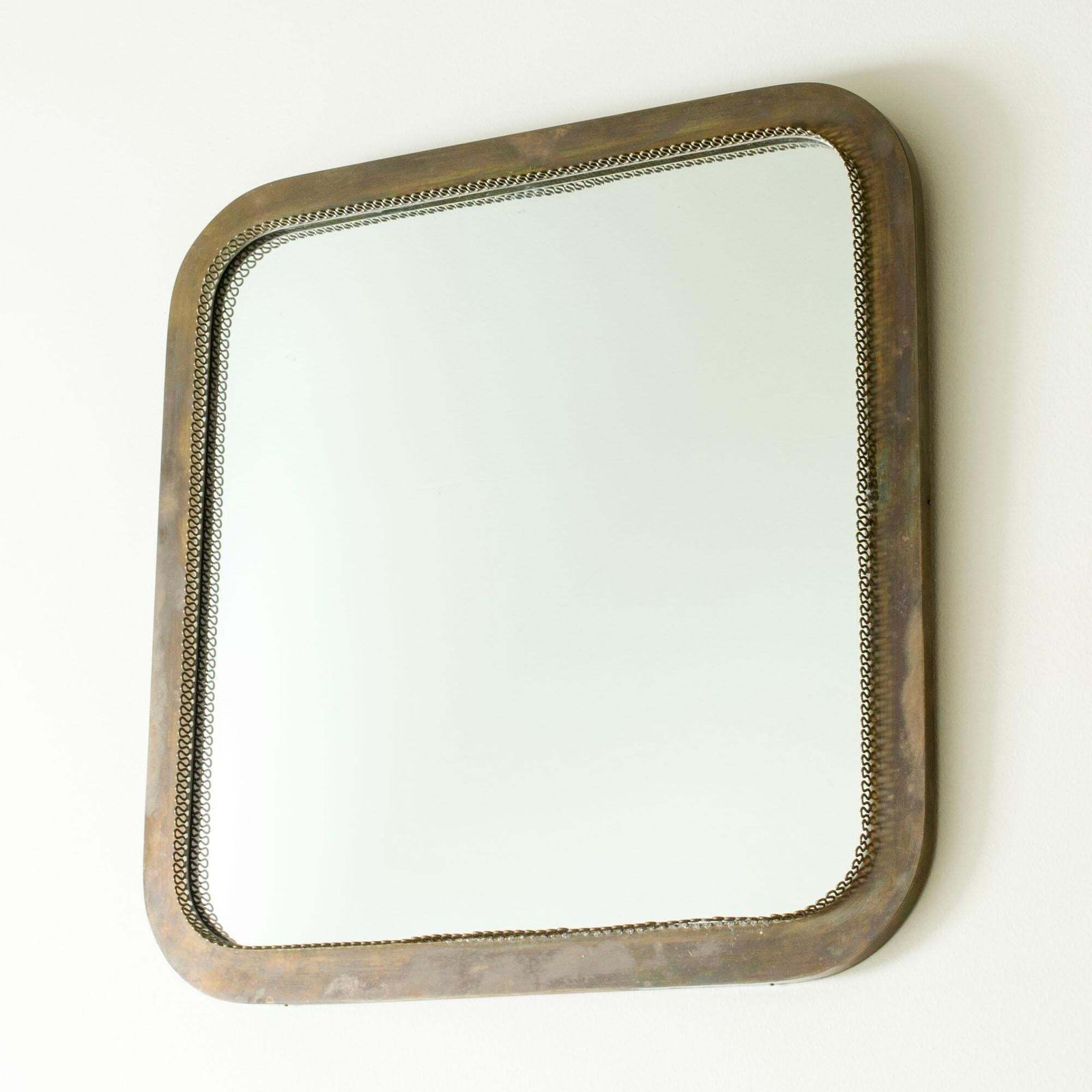 Miroir mural suédois moderne en laiton, Estrid Ericson, Svenskt Tenn, Suède, années 1940 photo furniture