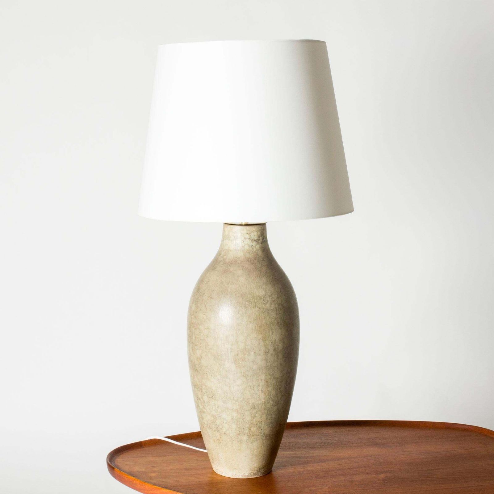 Zweeds stoneware vloer/tafellamp van Carl Harry Stålhane, Rörstrand, ca. jaren 1950 photo furniture