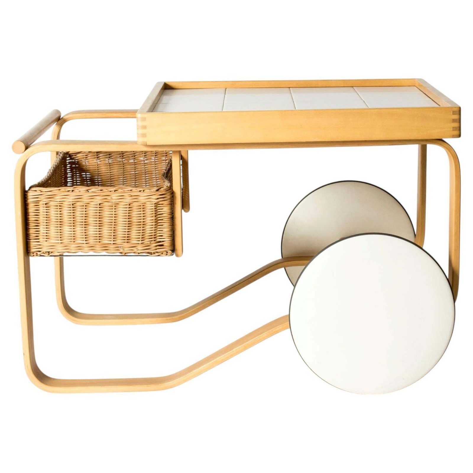Chariot à thé finlandais modèle 900 par Alvar Aalto, Artek, Finlande