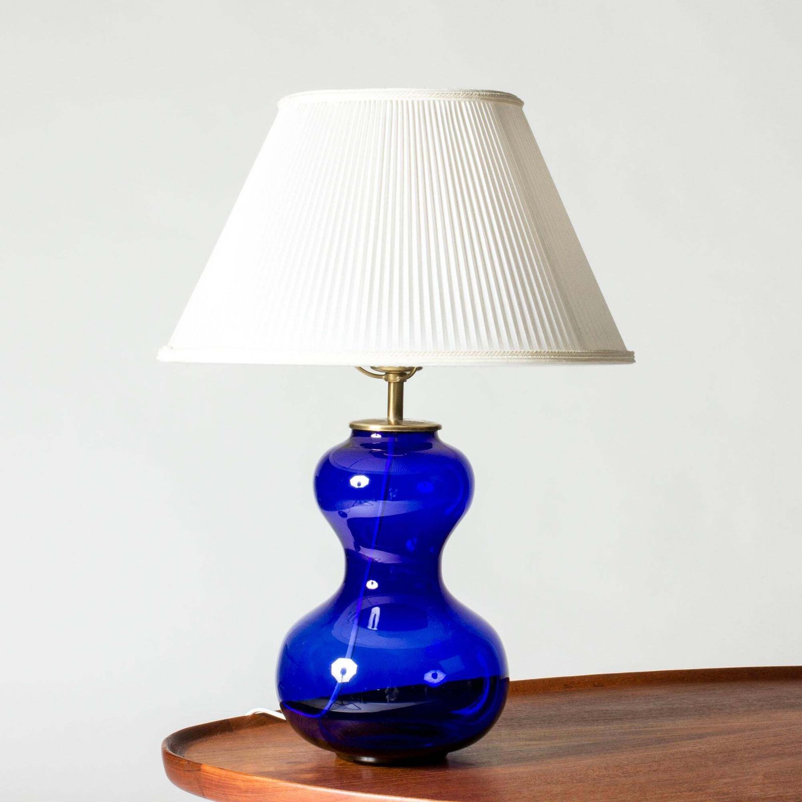 Lampe de table moderne suédoise en verre, par Josef Frank pour Firma Svenskt Tenn, années 1940/50 photo furniture