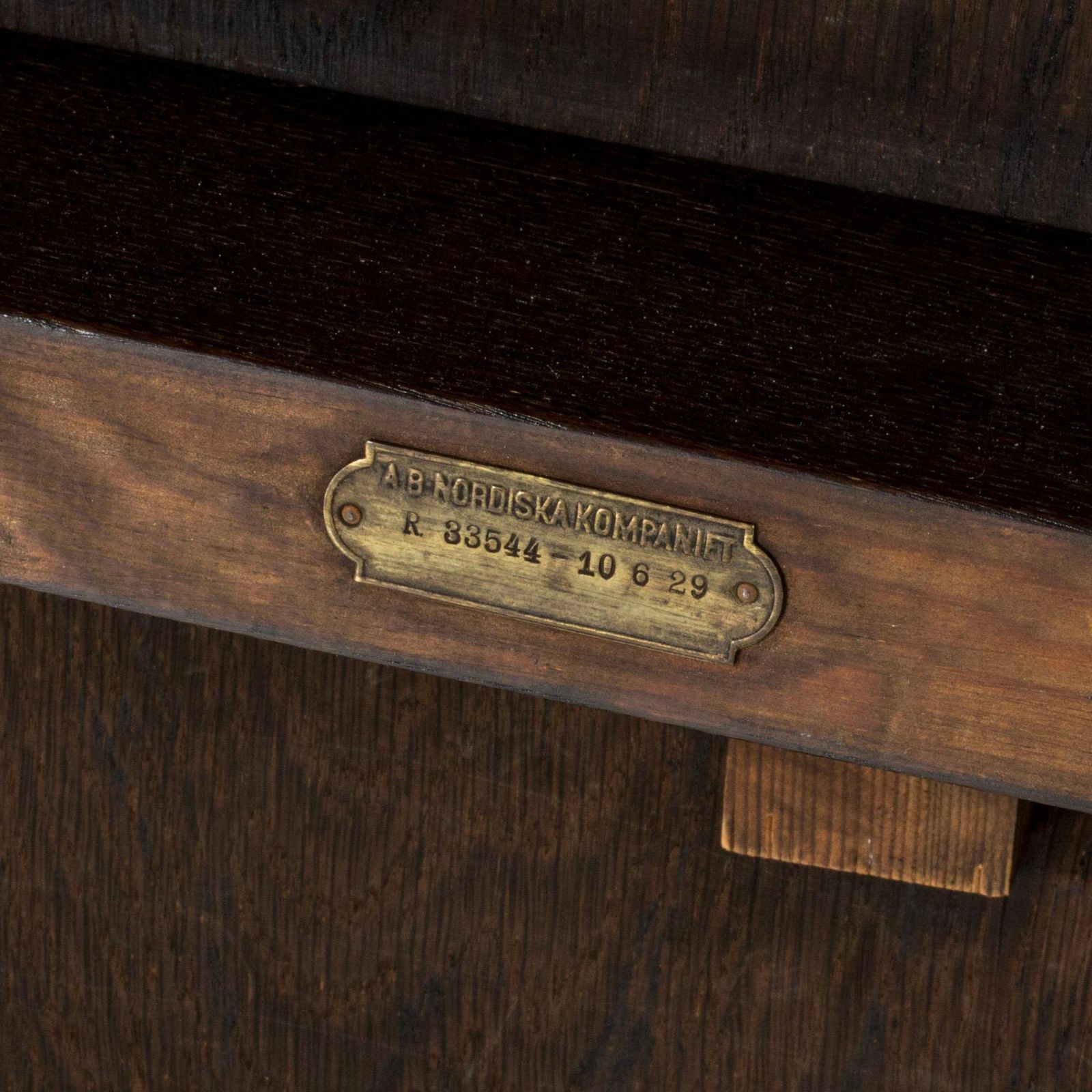 photo vinterior Swedish Grace Library Table "Charles" By Axel Einar Hjorth For Nk, Sweden, 1929