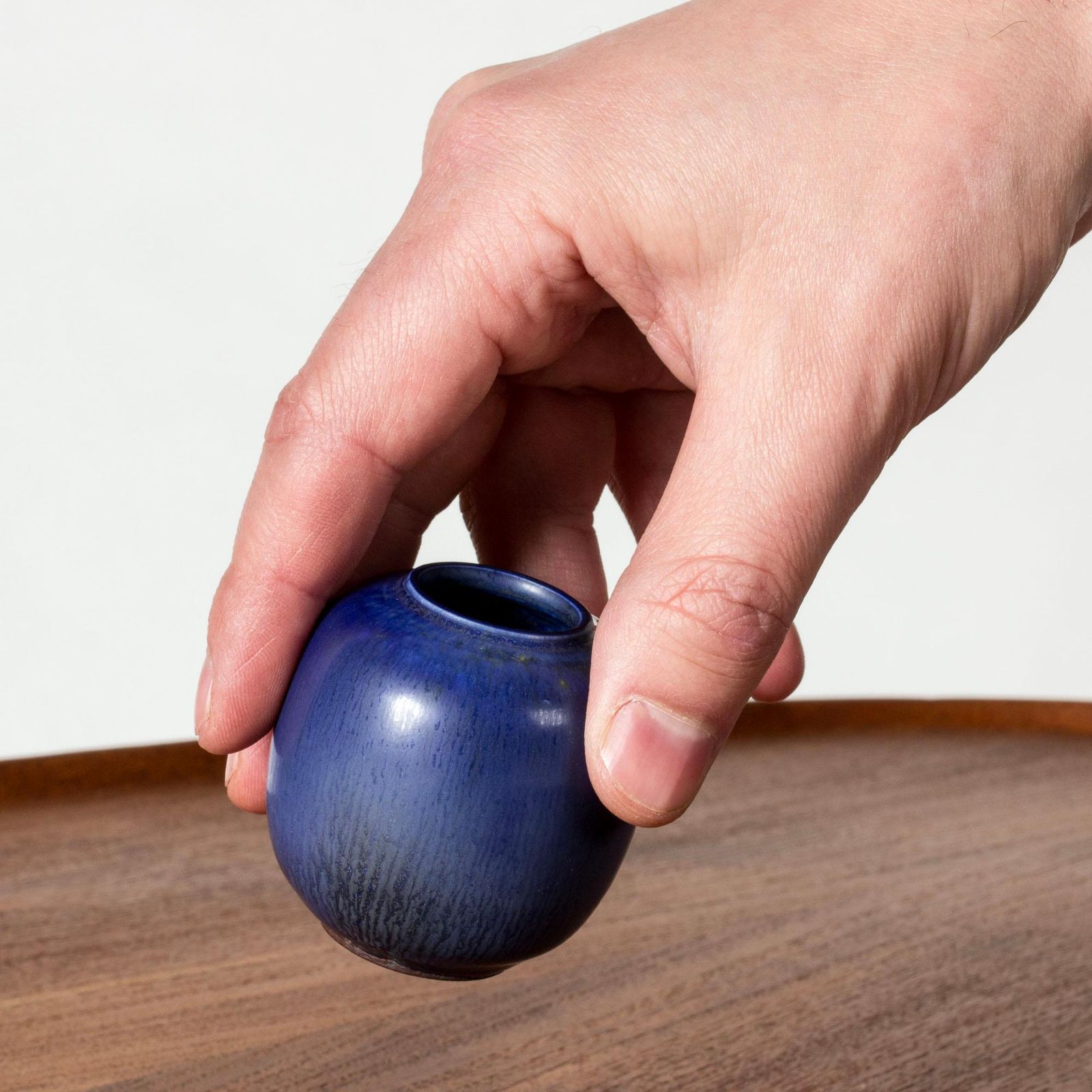 Vase miniature en grès mid-century, Berndt Friberg, Gustavsberg, Suède 1944-47 photo vinterior