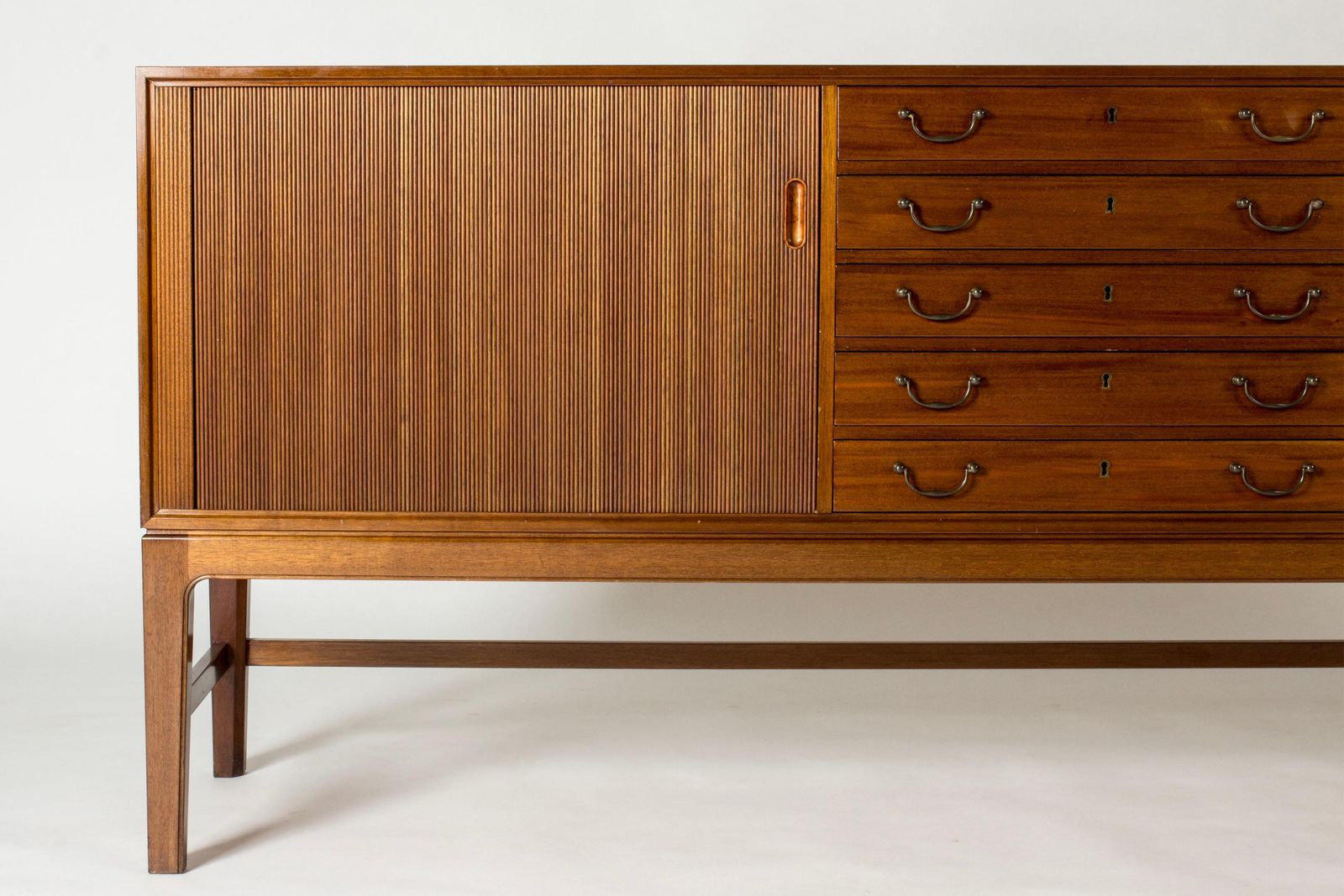 Mid-Century Modern Mahogany Dressoir by Ole Wanscher, jaren 1940 photo 11128.0