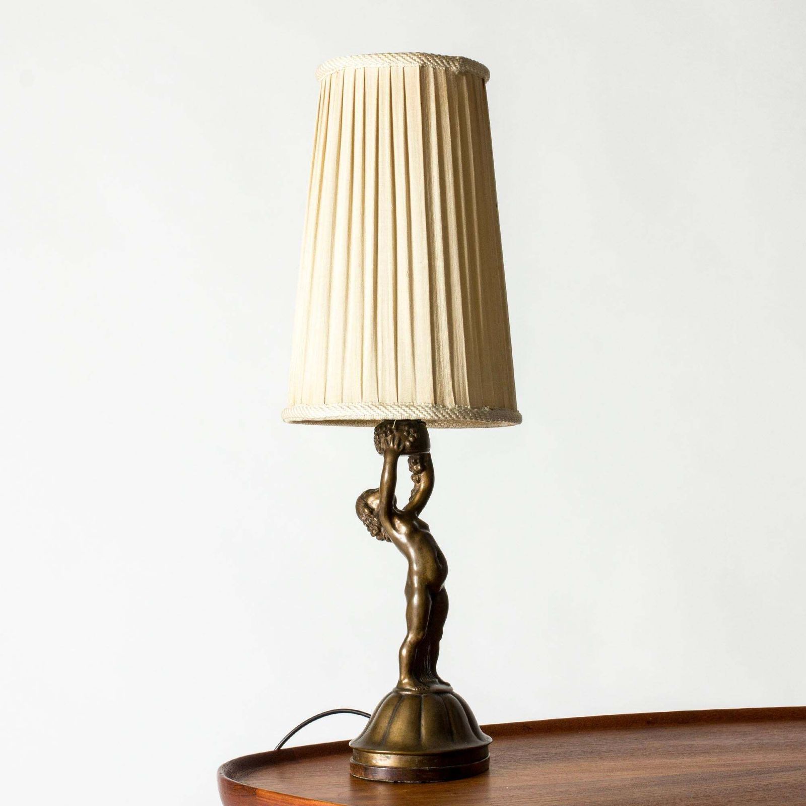 Swedish Grace Tafellamp van Axel Gute, Zweden, ca. 1920 photo furniture