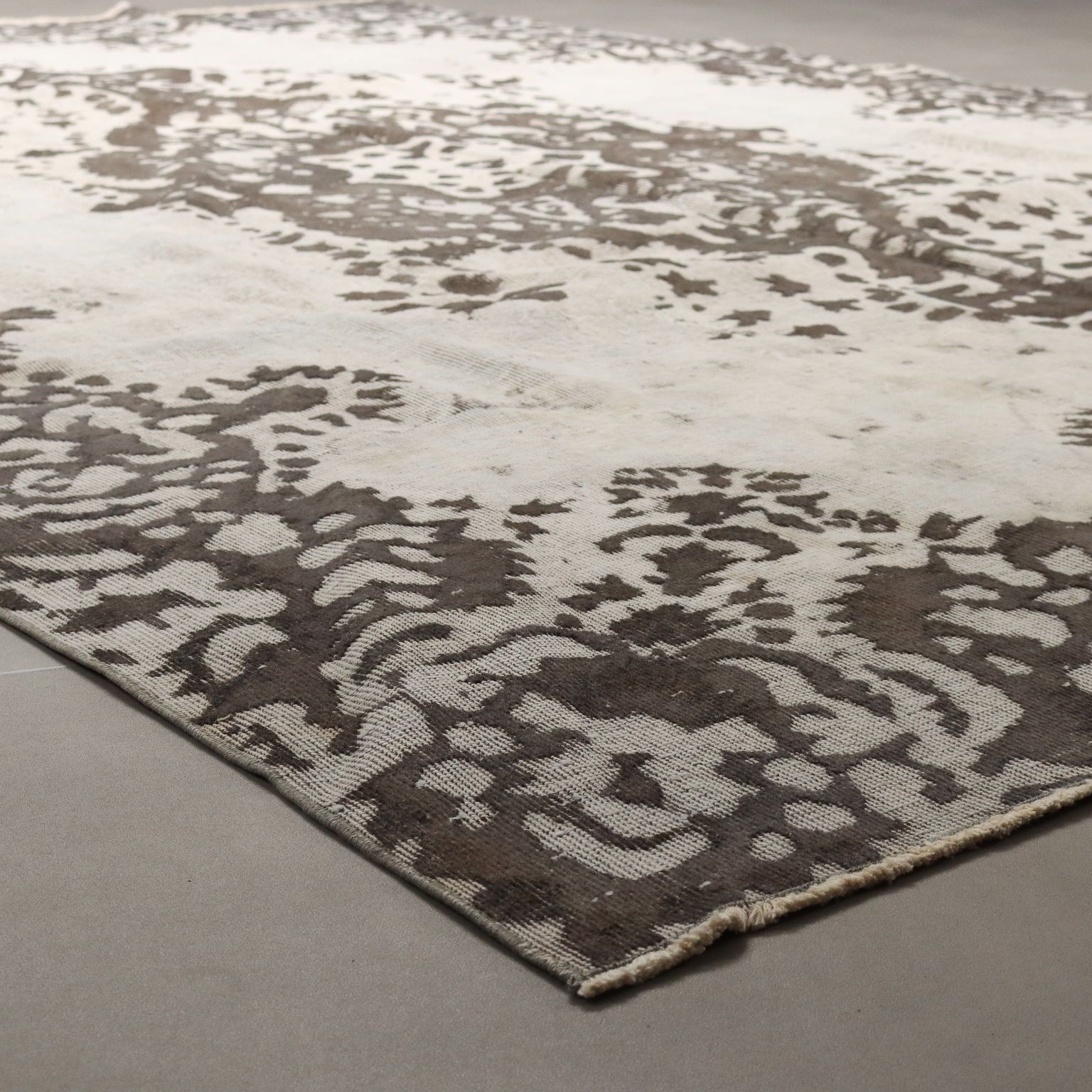 Tapis d'époque en laine et coton, nœud fin, fait main, 142 x 103 cm photo 1330.0