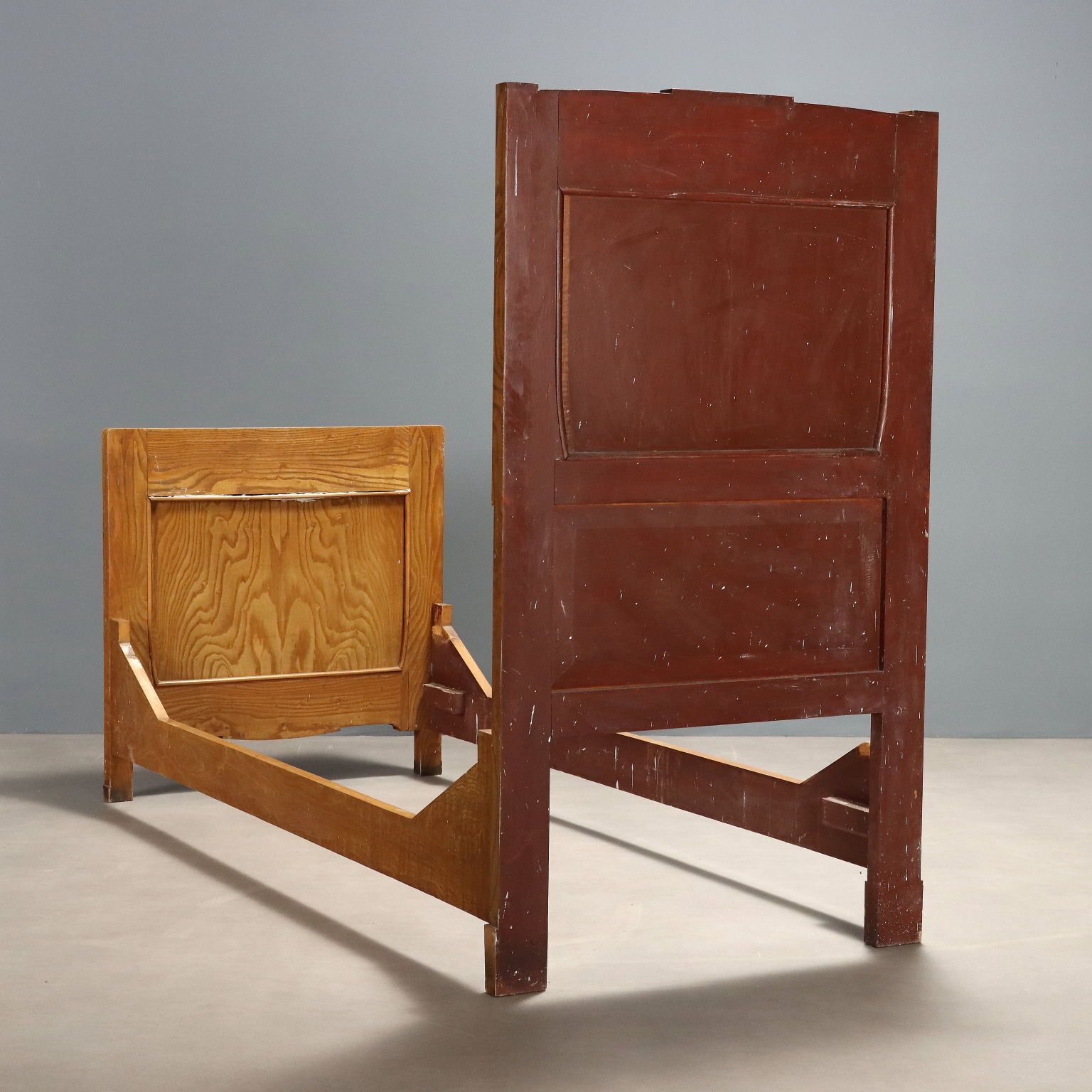 photo furniture Liberty Single Bed In Oak With Mahogany Carvings