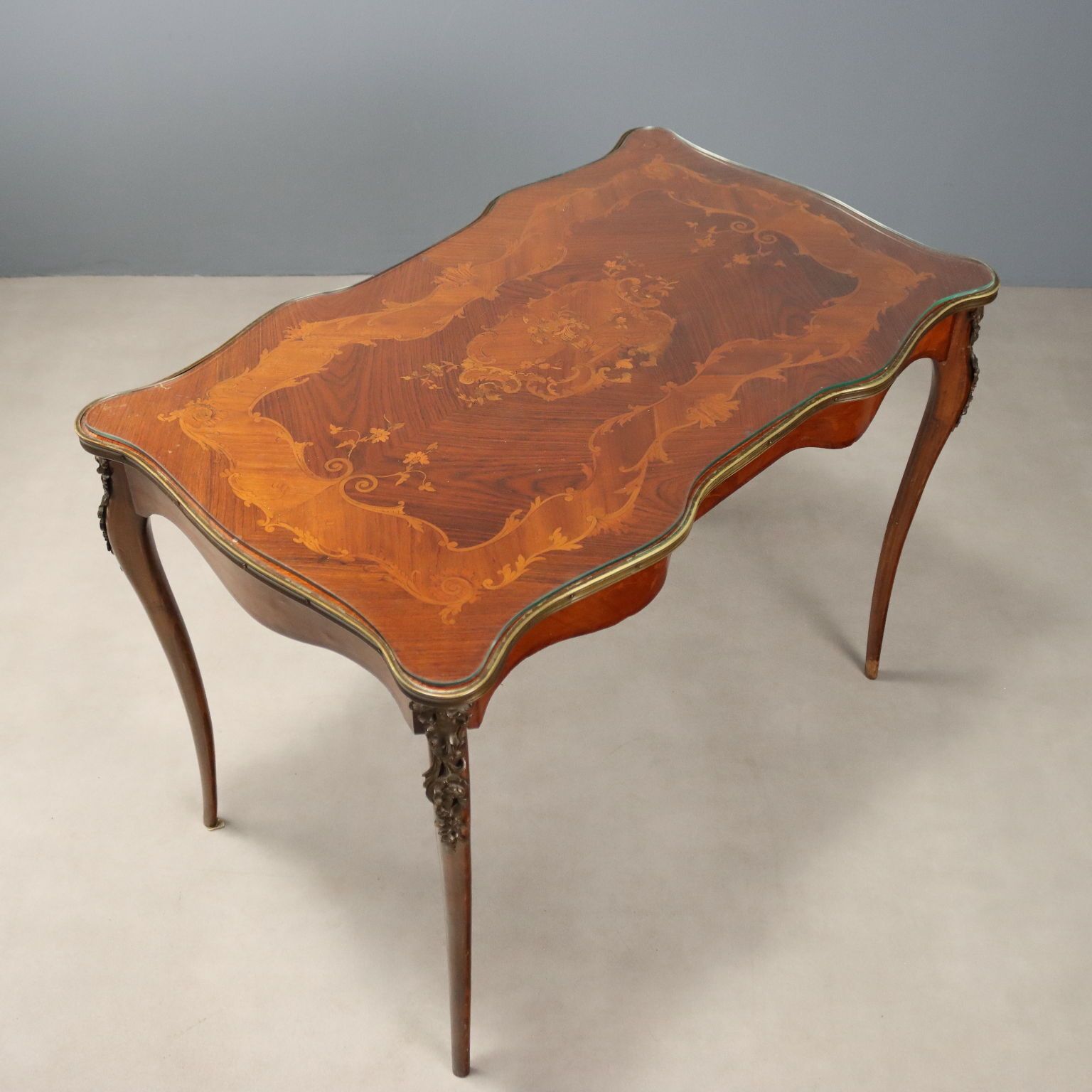 Ingelegd Centertafel photo buy