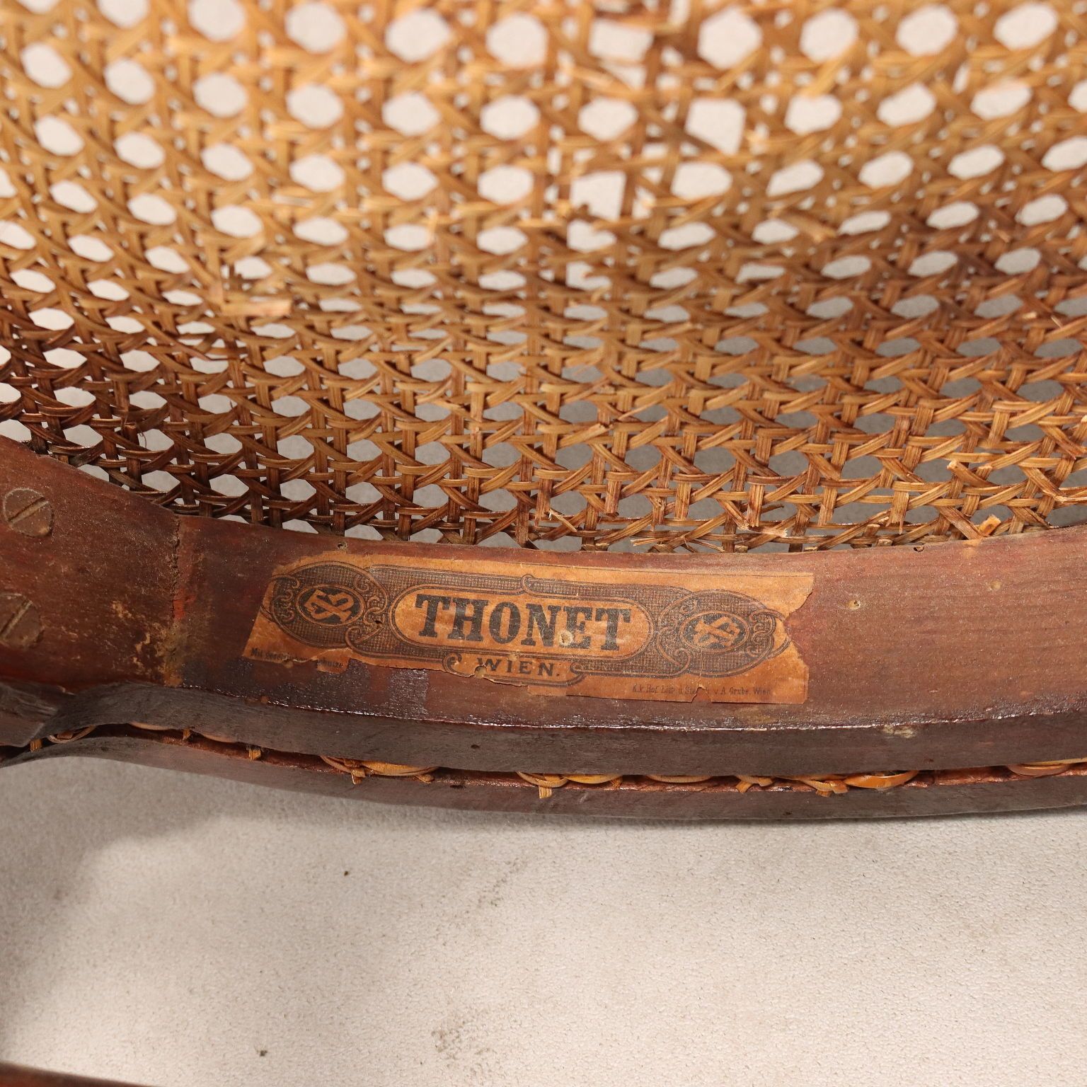 photo furniture Thonet stoelen in gebogen beukenhout, Wenen, begin 20e eeuw