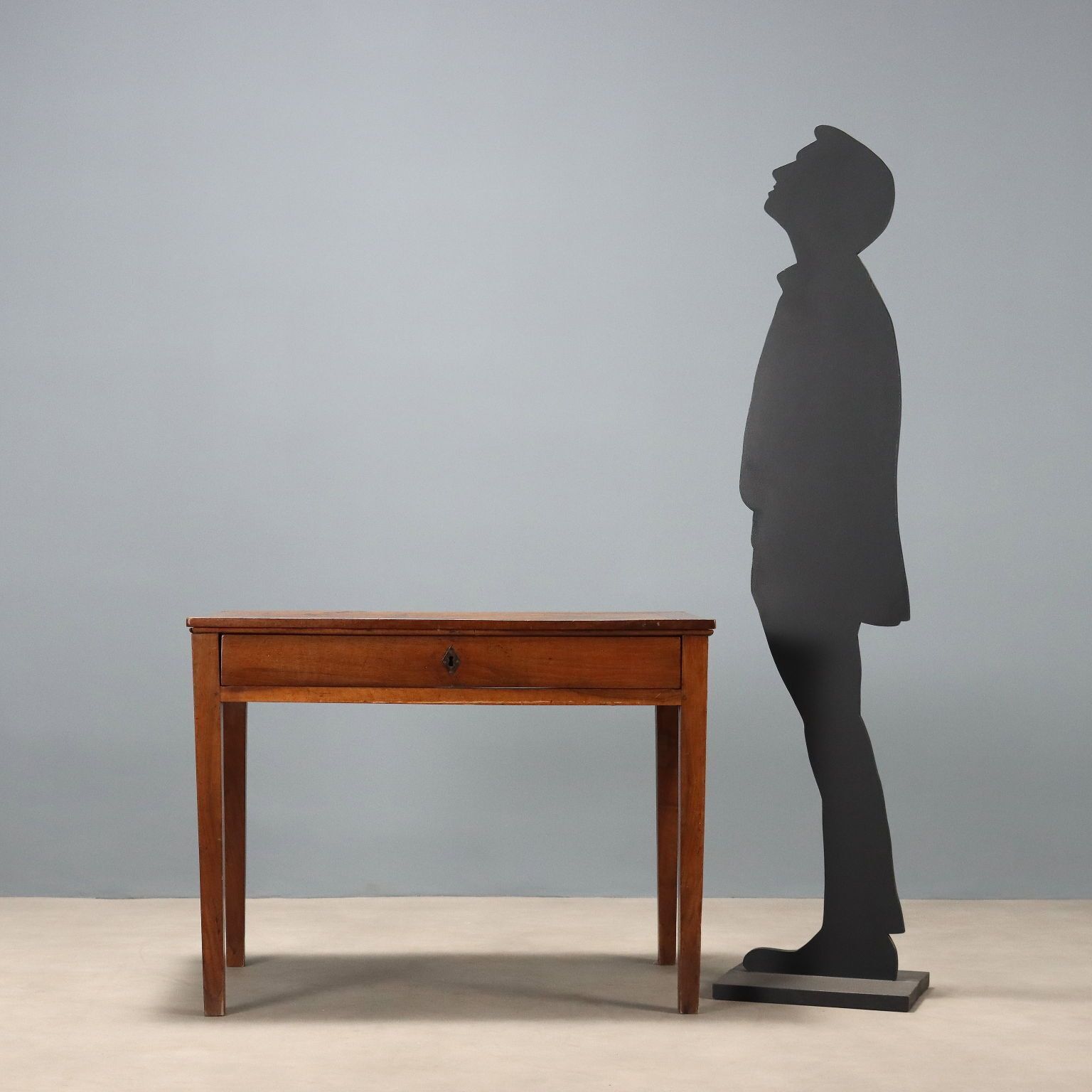 Bureau Directoire Walnoot IJzer Italië Eind 18e Eeuw photo for sale