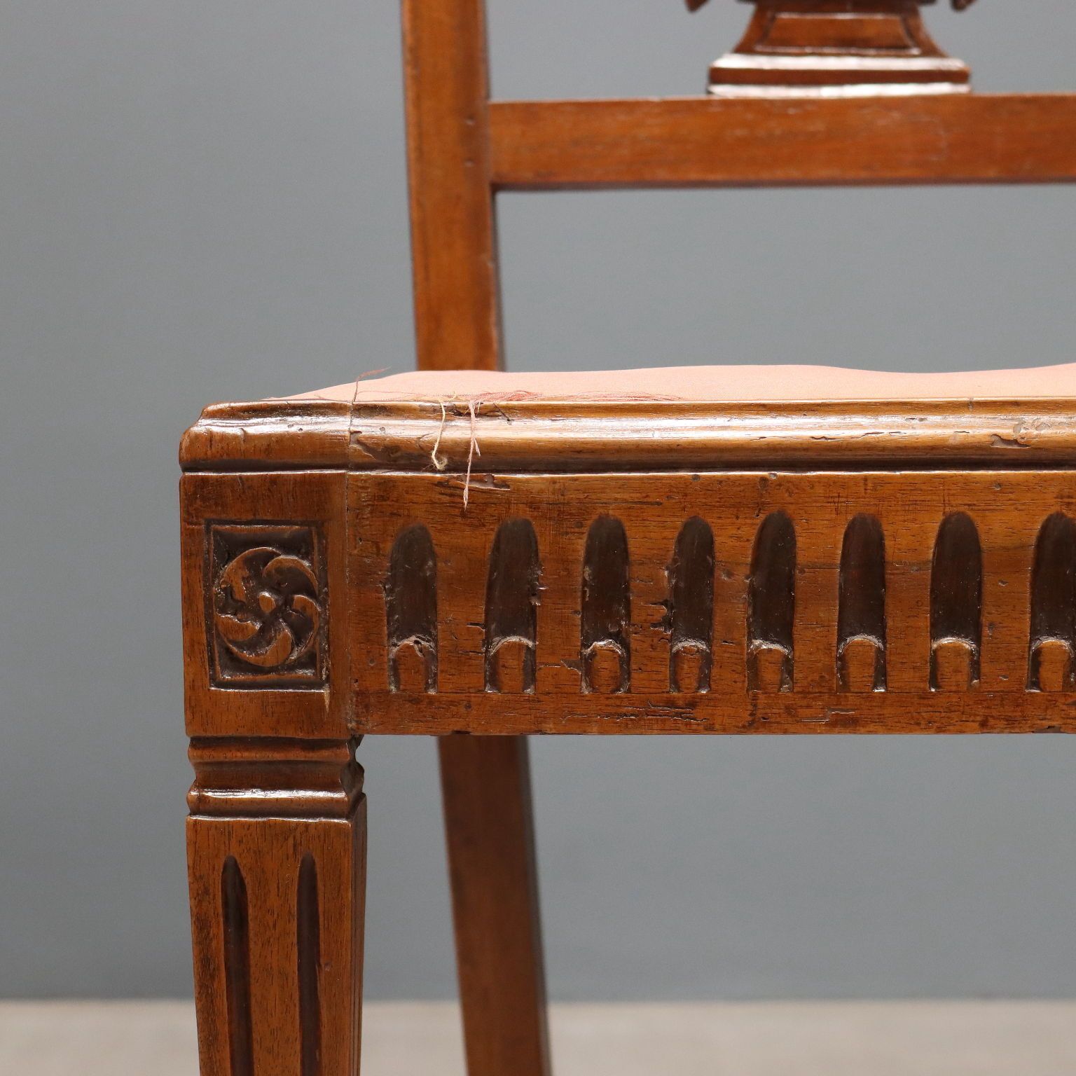18th Century Neoclassical Walnut Chairs photo 800.0