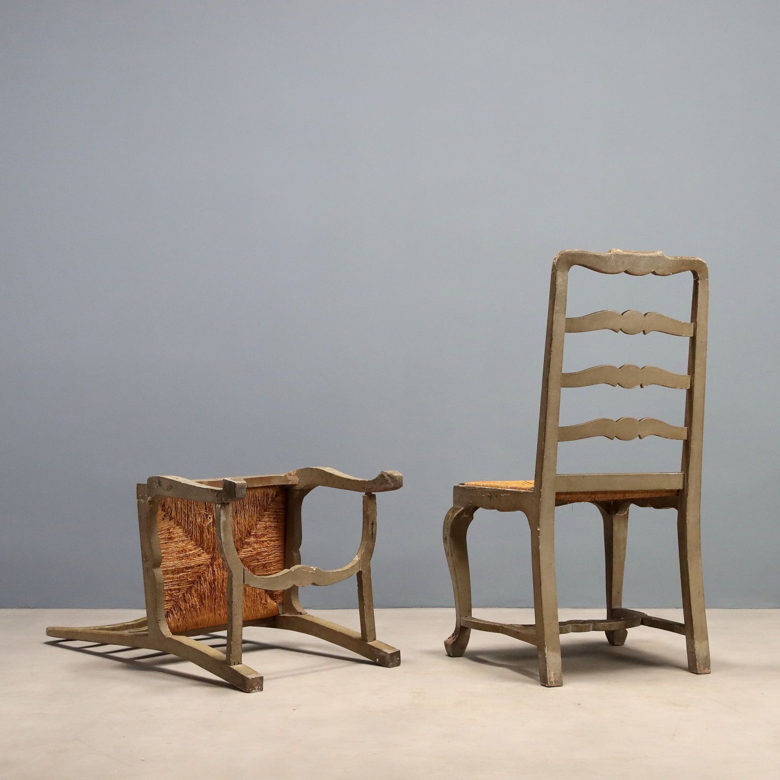 Chaises d'époque en bois laqué et peint, Italie, XIXe siècle photo vintage