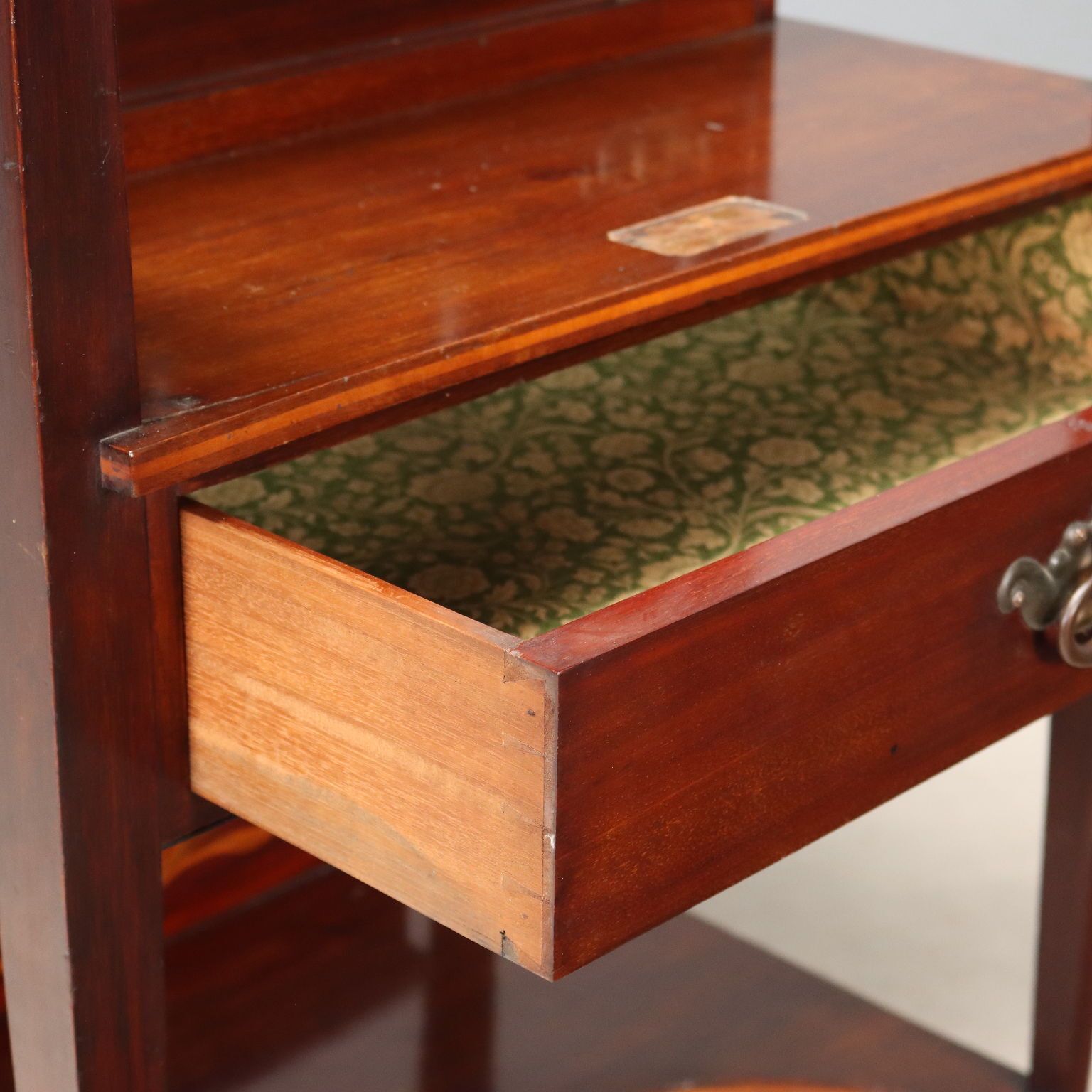 photo for sale Bureau Arts and Crafts en acajou et érable