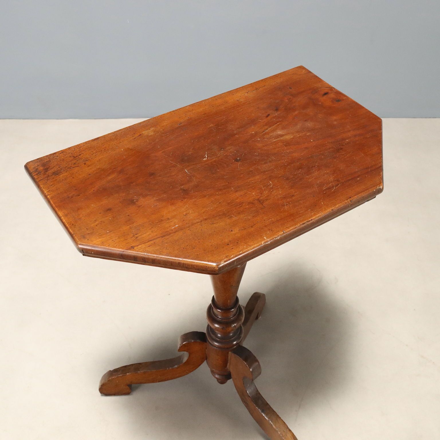 Walnoten Louis-Philippe console photo vinterior