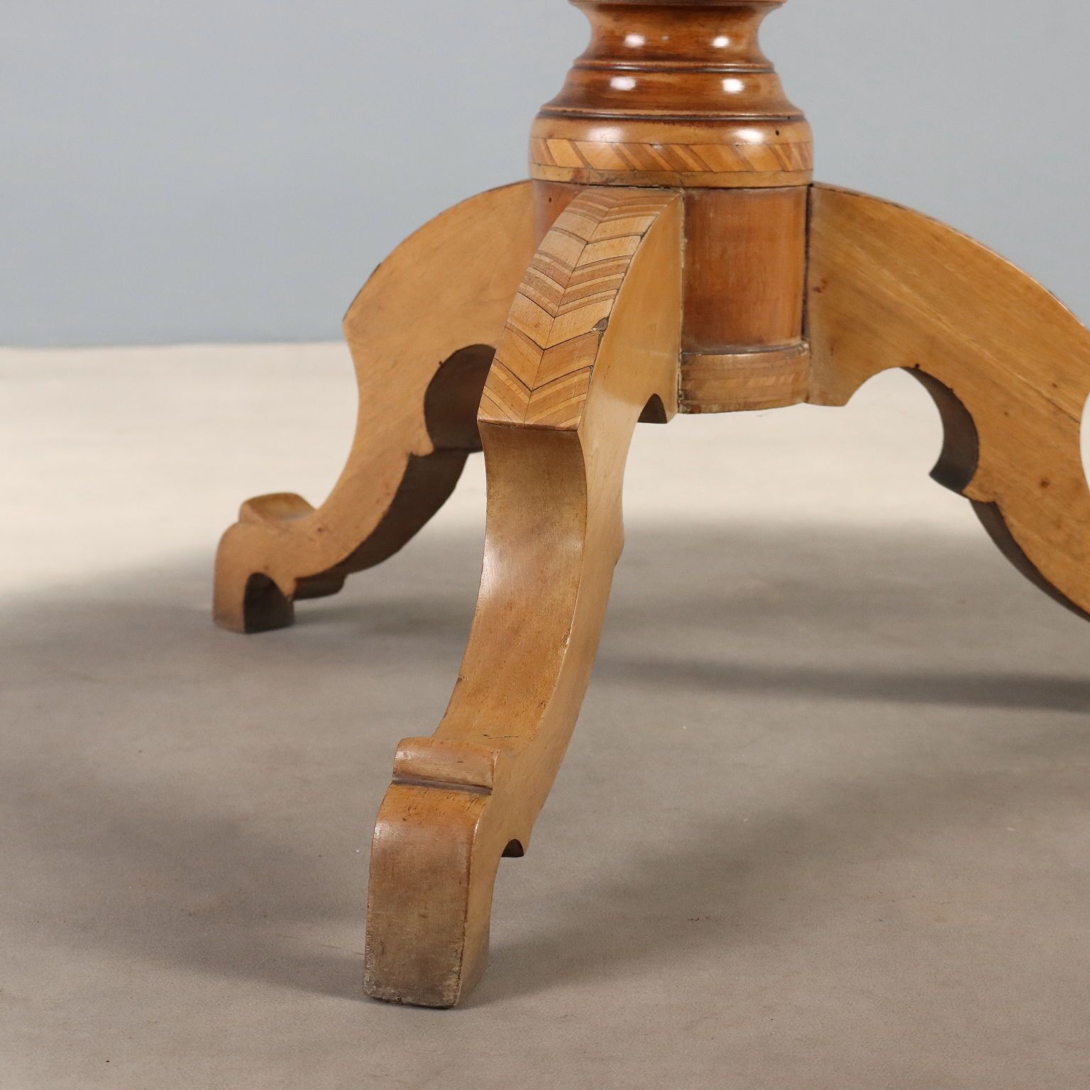 Walnoot Ingelegd Centertafel Rolo 19e Eeuw photo vinterior