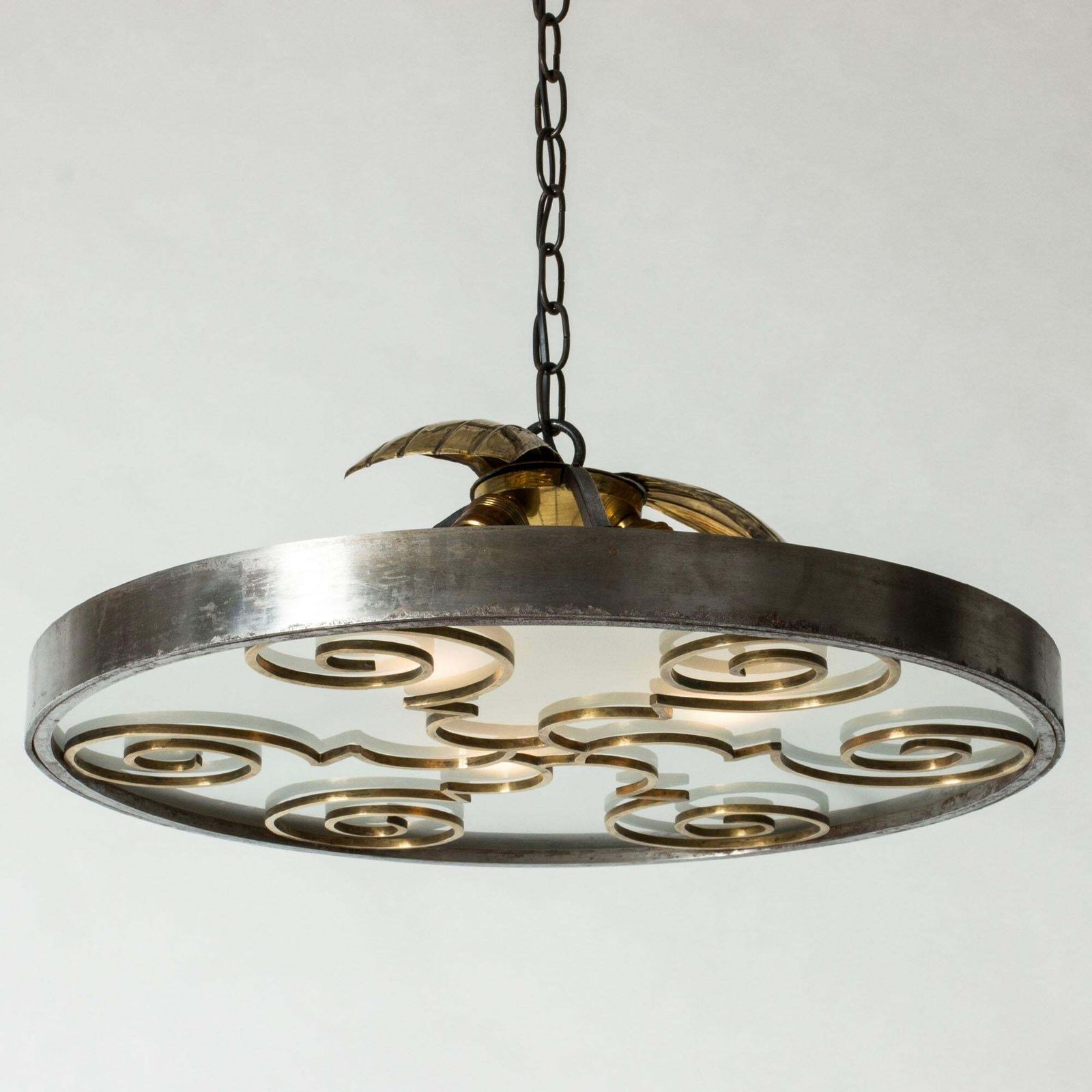 Plafonnier Swedish Grace par Lars Holmström, Suède, années 1930 photo furniture