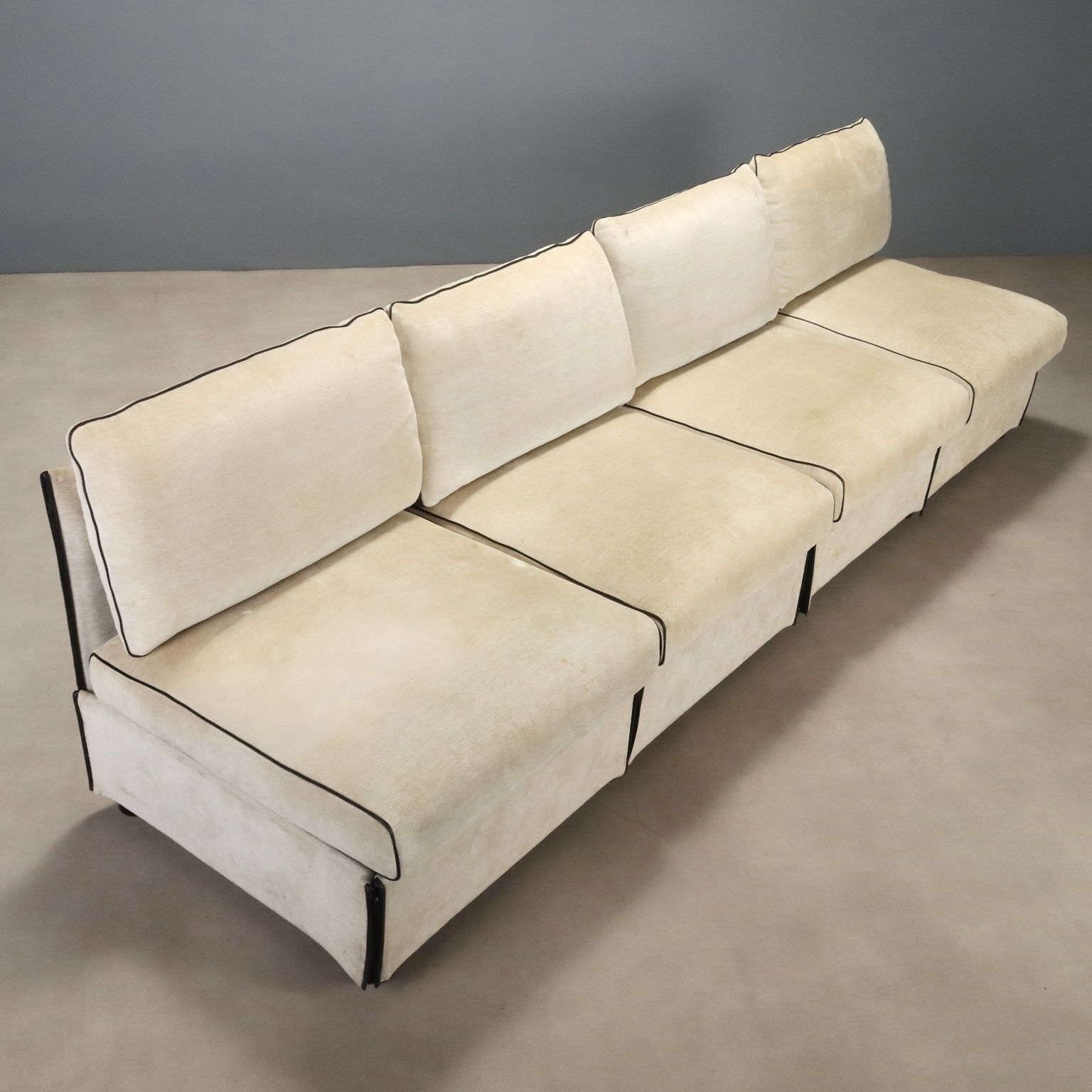 Chair A Bank' Sofa By Mario Bellini For Cassina photo buy