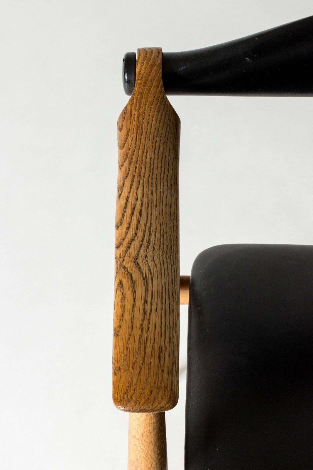 Midcentury "Yoke" Armchair By Hans J. Wegner, Denmark, 1960s photo vintage