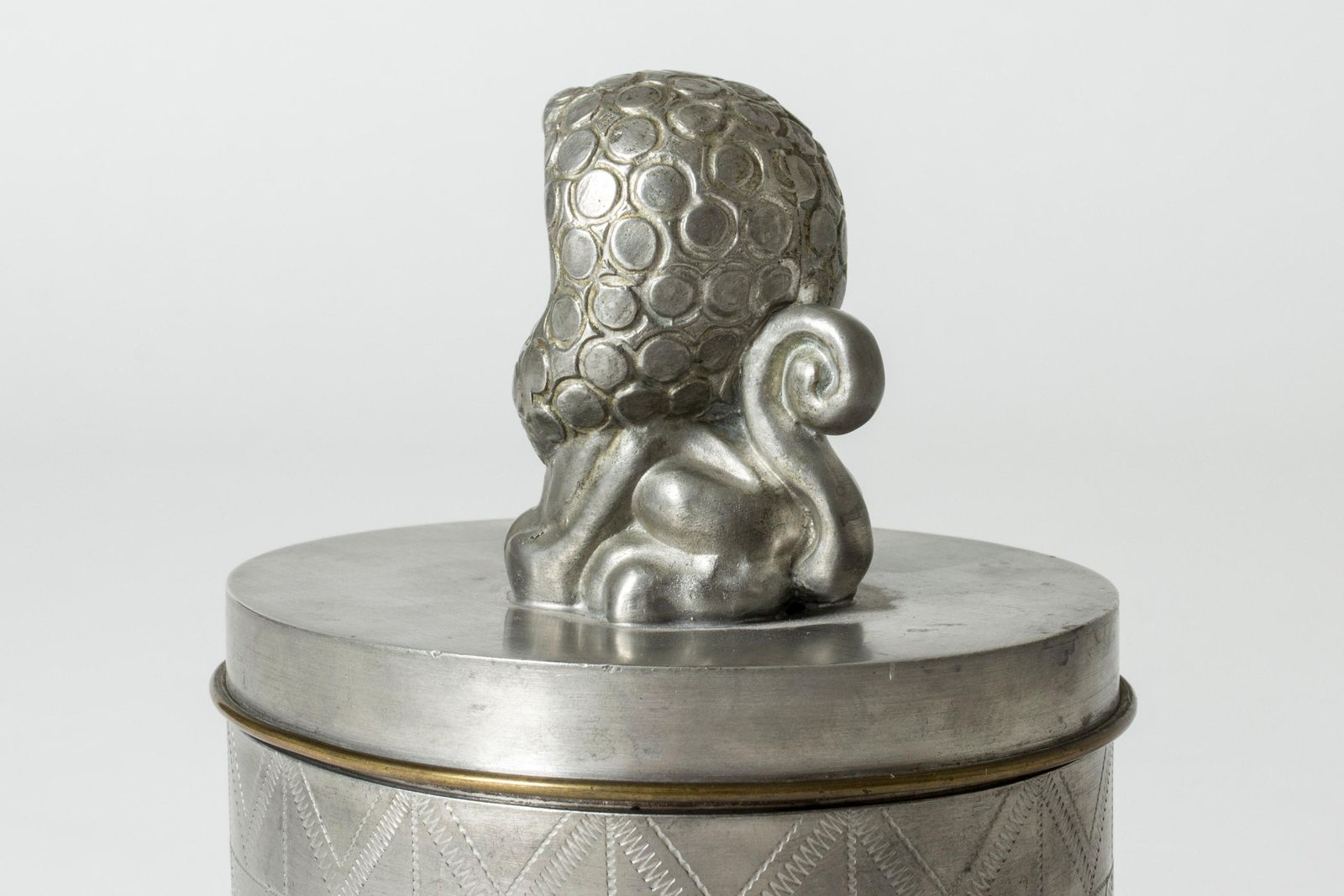 Tinnen pot van Anna Petrus, Svenskt Tenn, Zweden, 1931 photo vinterior