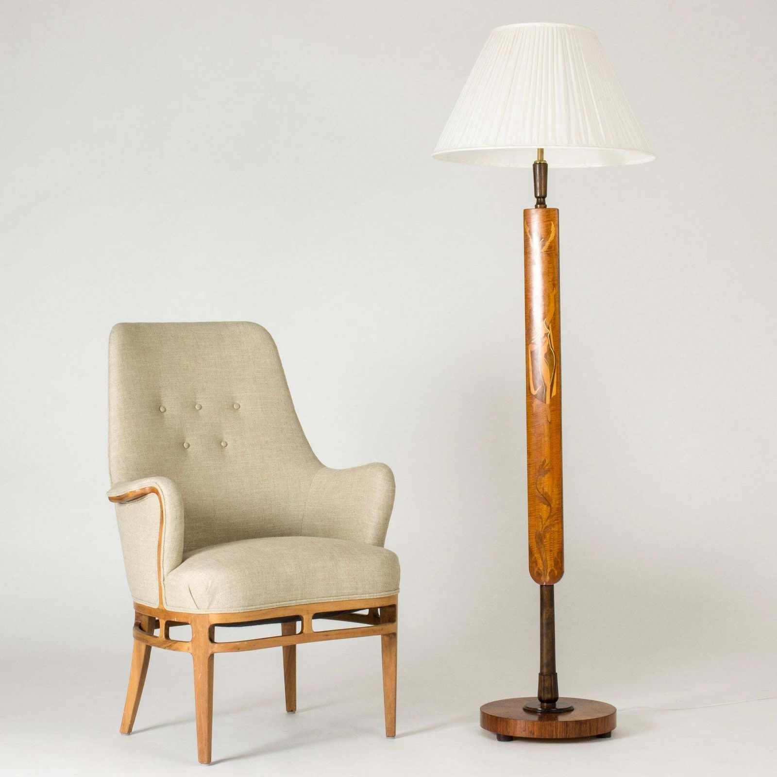 Zweedse Modern vloerlamp met inlegwerk, Mjölby Intarsia, Zweden, jaren 1930 photo furniture