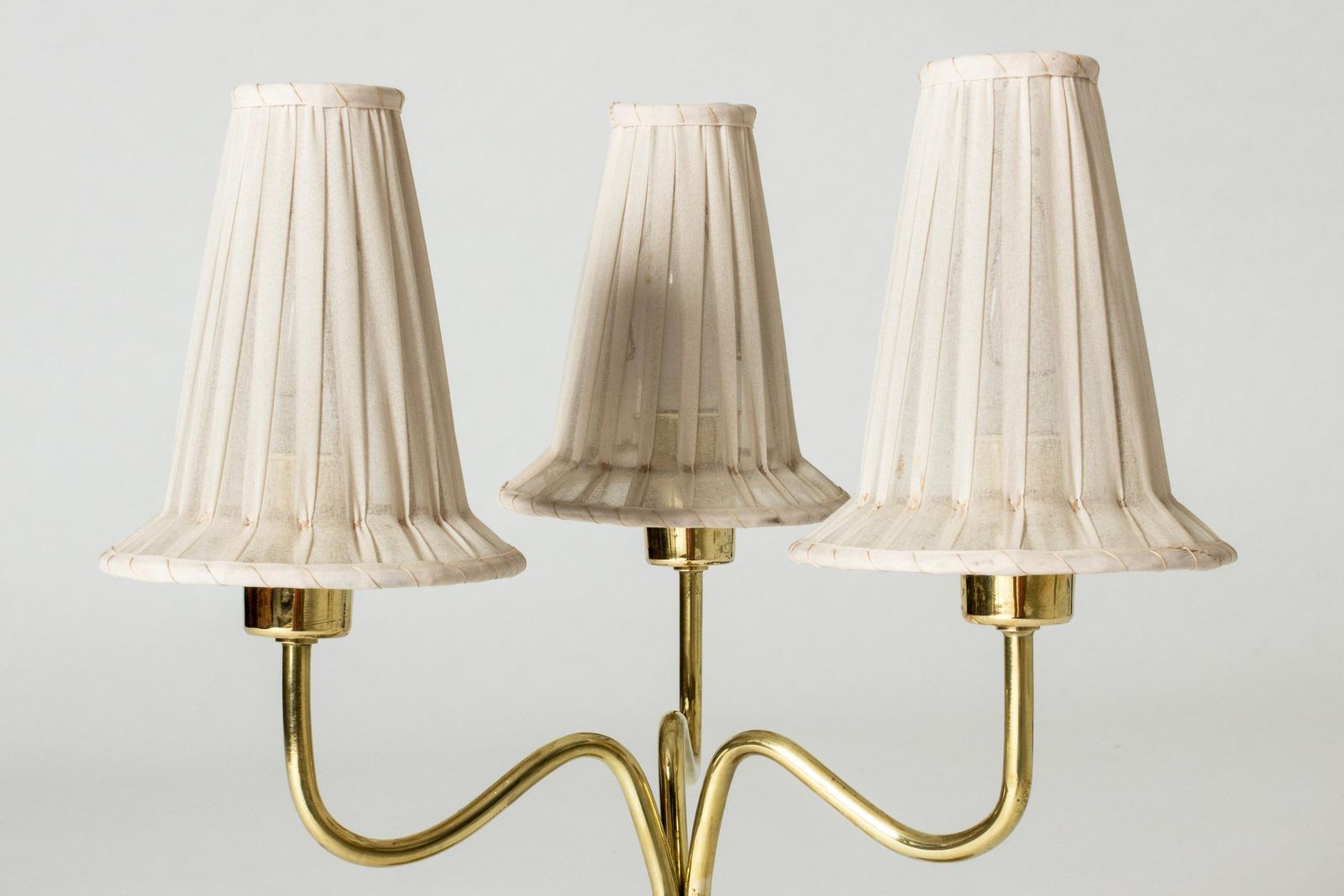 Lampe de table scandinave moderne Hans Bergström, Ateljé Lyktan, Suède, années 1940 photo furniture
