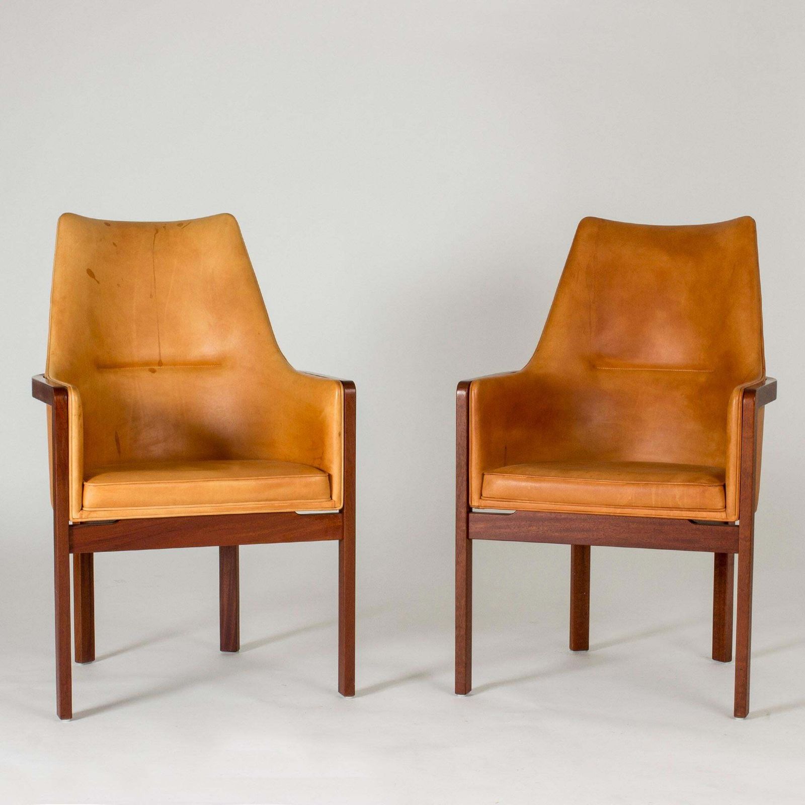 Paar loungestoelen van Bernt Petersen, Denemarken, jaren 1960 photo furniture