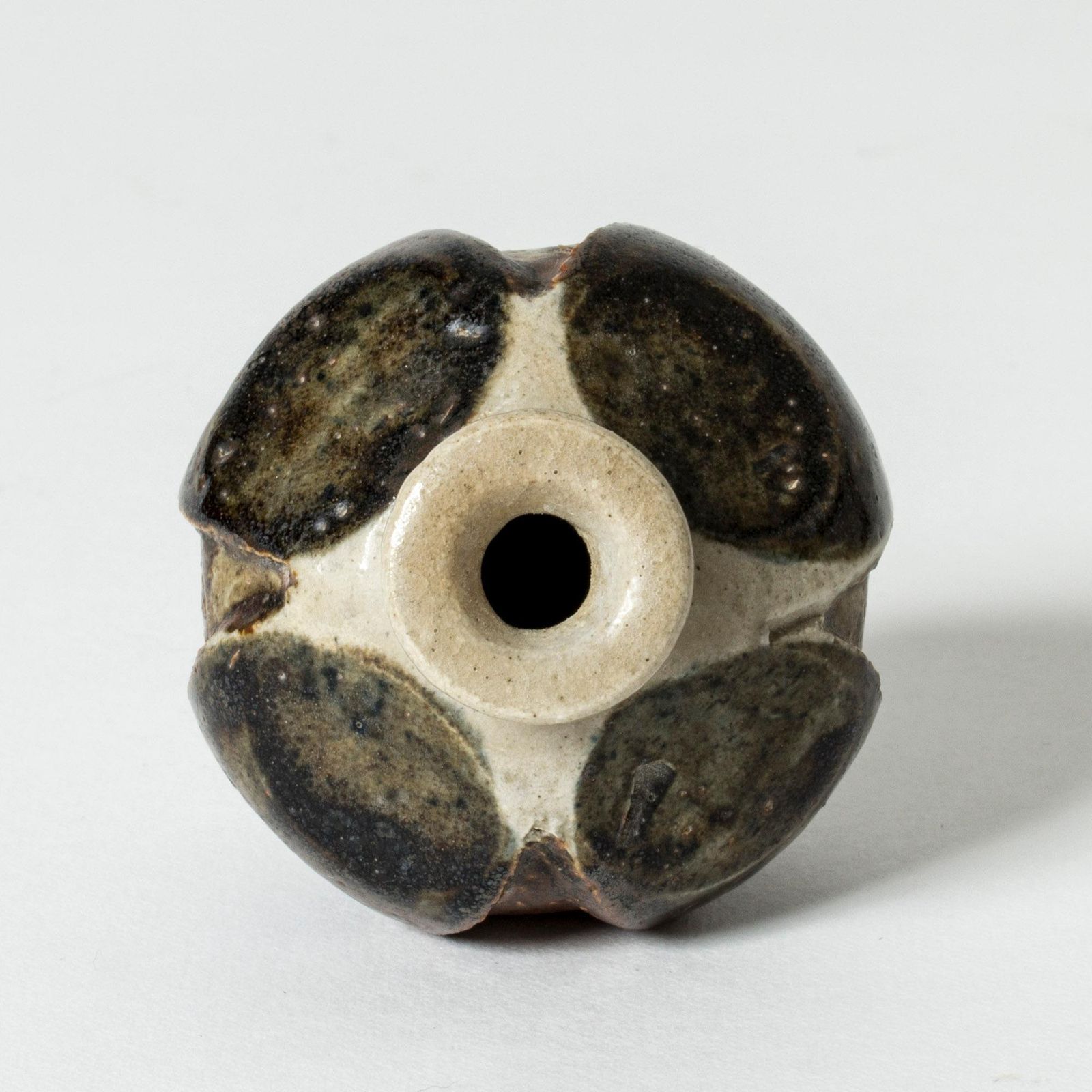 Vase miniature en grès par Anders B. Liljefors, Gustavsberg, Suède, années 1950 photo Décoration