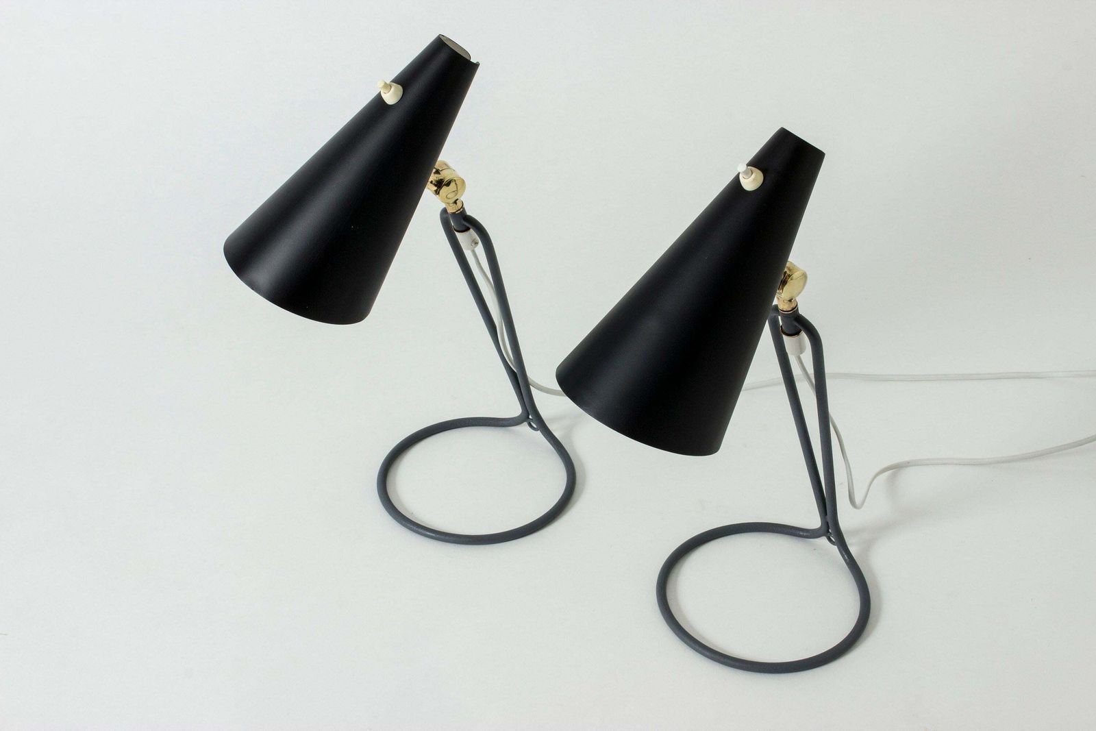 Paire de lampes de table par Bertil Brisborg pour Nordiska Kompaniet, Suède photo Luminaires