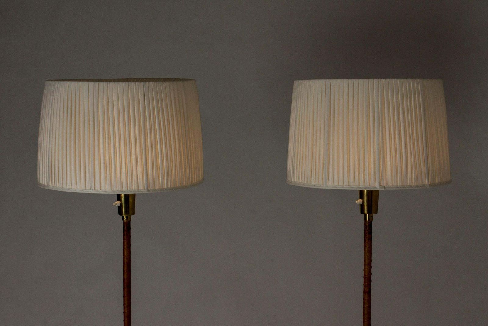 Paire de lampadaires par Lisa Johansson-Pape pour Orno photo vintage
