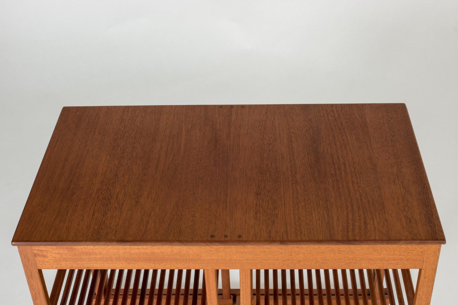 Table gigogne Teak « Sladen » « The Sled » par Carl Malmsten, Suède photo buy