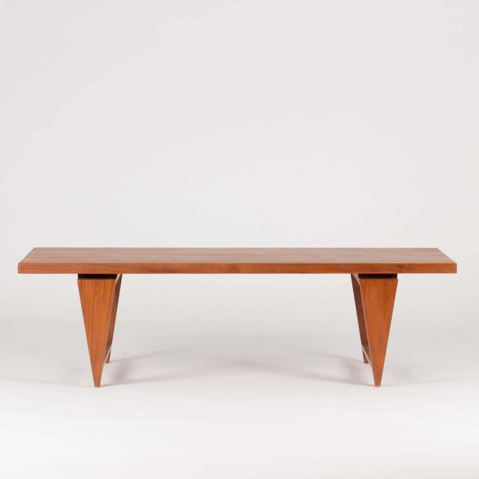 Table basse en teak par Illum Wikkelsø photo furniture