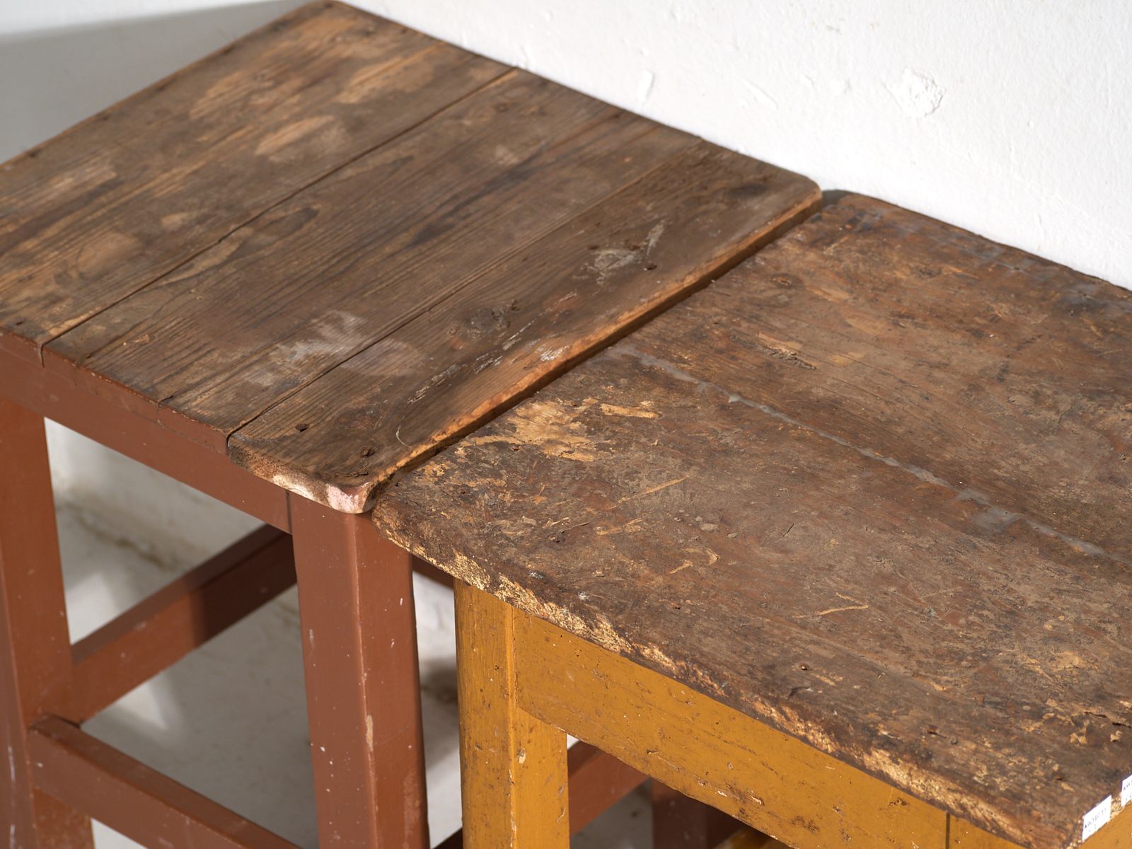 Tables de chevet d'époque en bois de pin, Europe centrale, vers 1940 #7 photo Mobilier