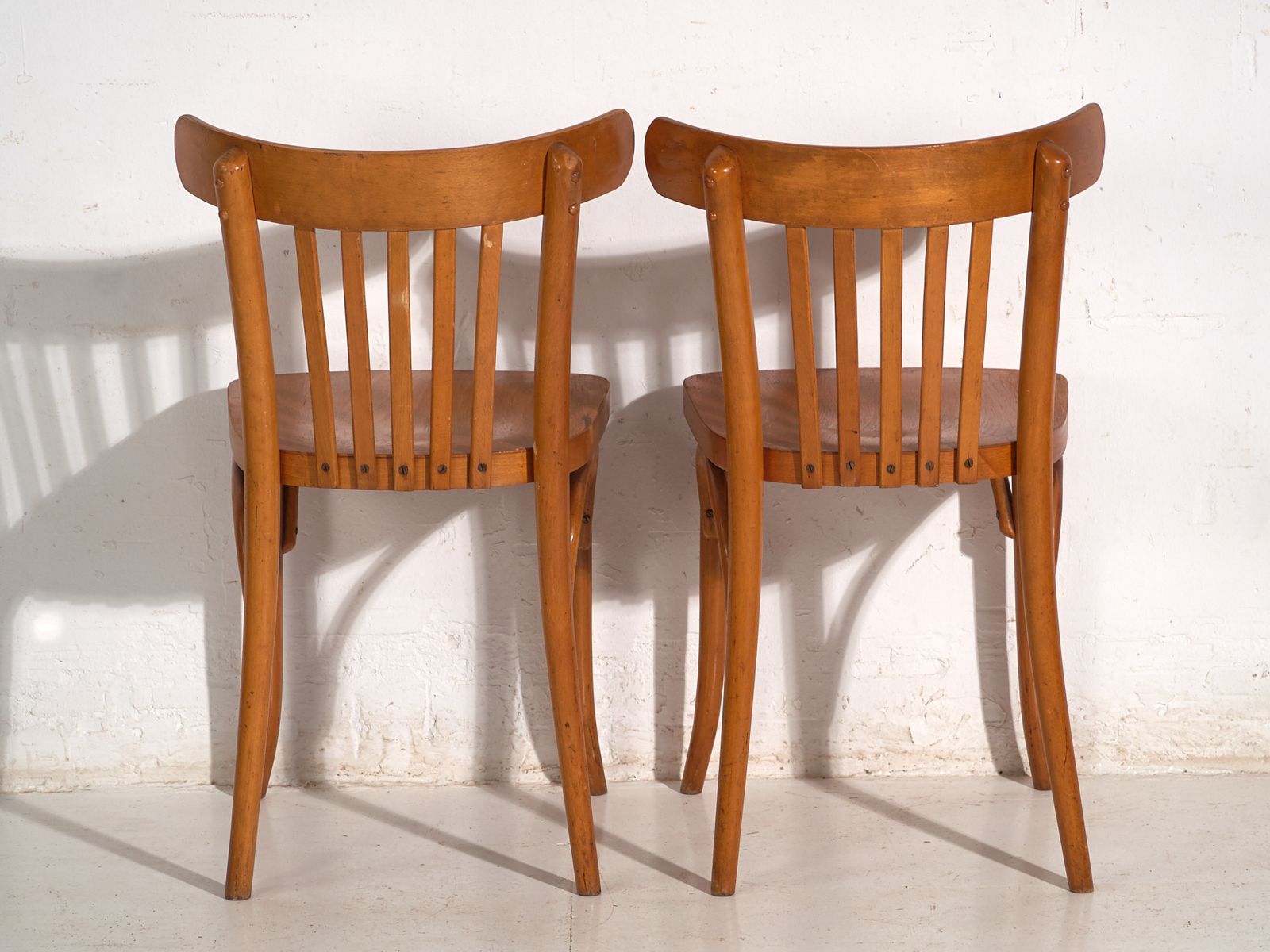 photo furniture Antique Chairs In Ligna Bentwood – Czechoslovakia, Circa 1960 #6