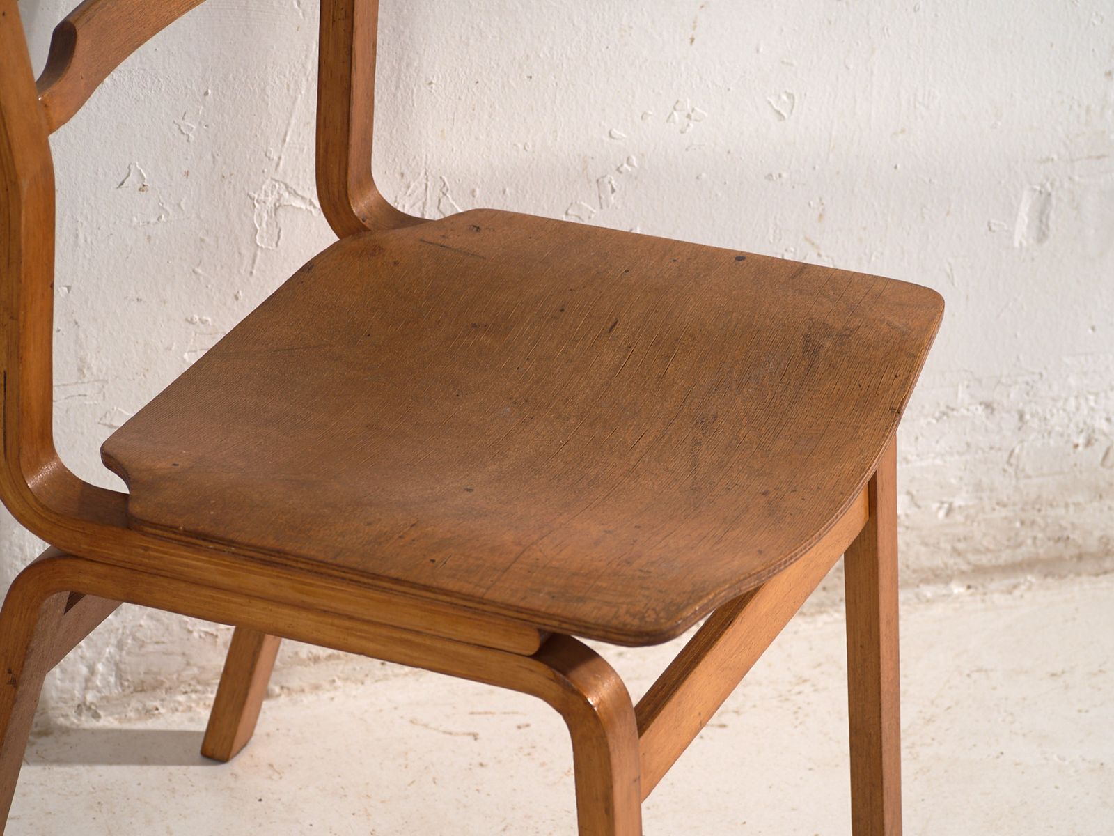 Mobilier Chaises d'époque en hêtre et contreplaqué moulé - Europe centrale, vers 1960 #S3 photo