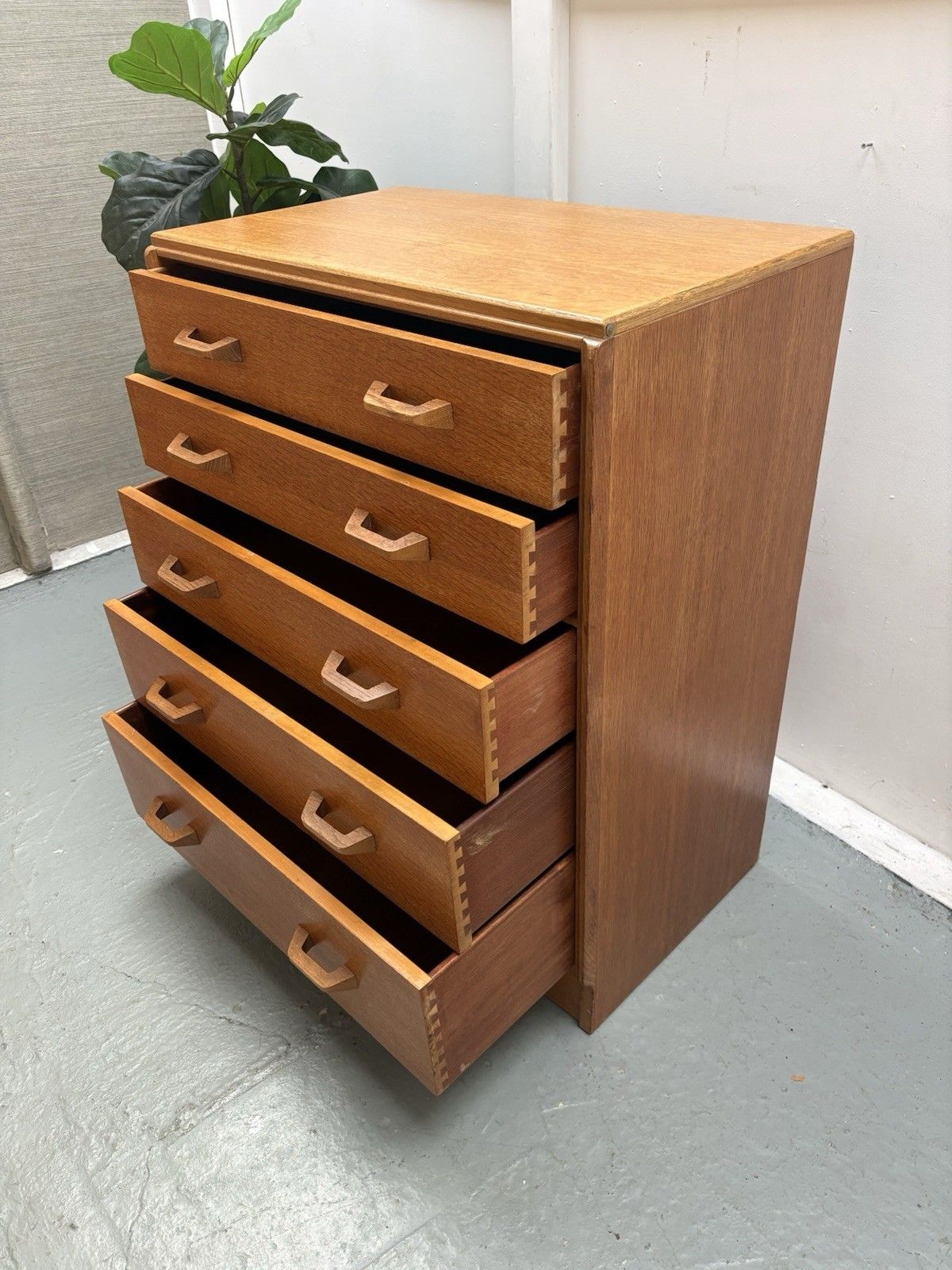 photo buy Vintage Mid Century G Plan "Brandon" Range Oak Chest Of Five Drawers 1950s