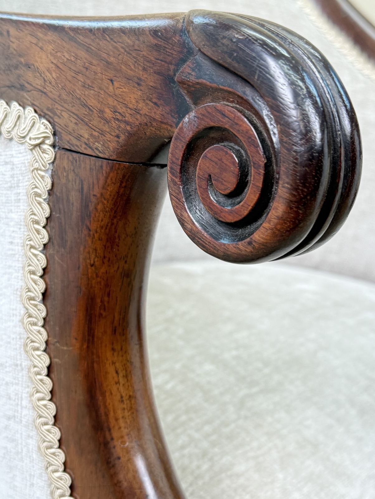 19th Century Rosewood Tub Library Armchair, English Regency Period (England, Circa 1835) photo vinterior