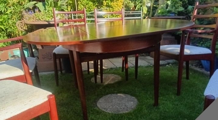 Reduced.. House Move Imminent  !!Rosewood Finished Greaves & Thomas Extending Dining Table And 6 Chairs. photo 195.0