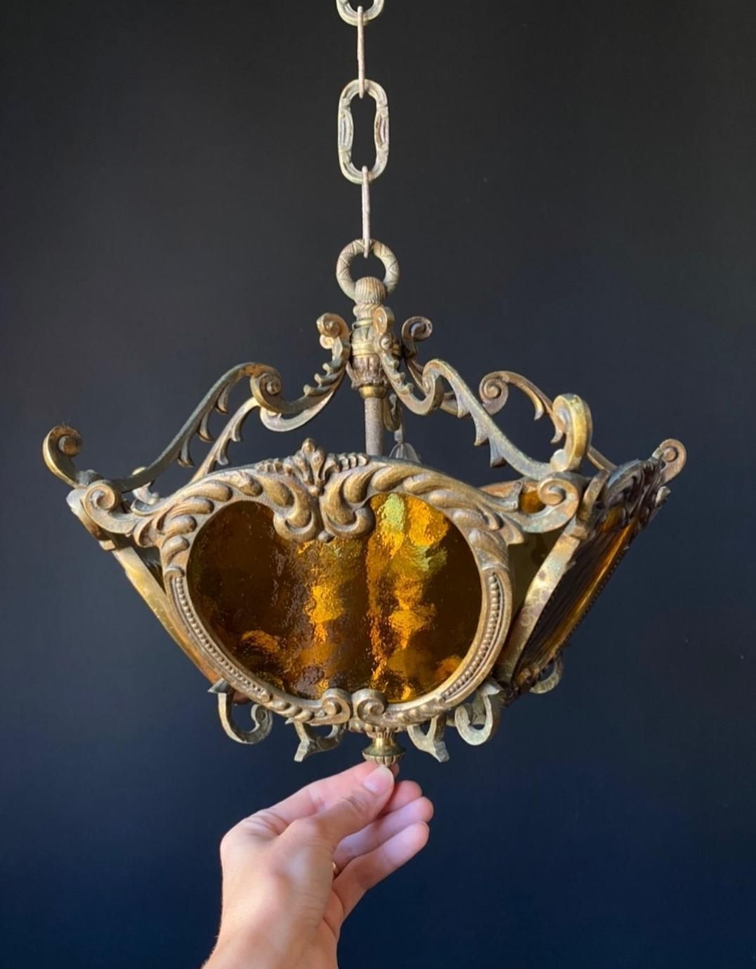 Antique Chandelier With Tea Glass photo vinterior