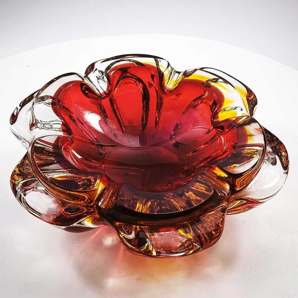 Grote asbak in Murano-glas, jaren 1960. Gemaakt in Murano, Italië. 18,5 cm / 7,28 inch photo vintage
